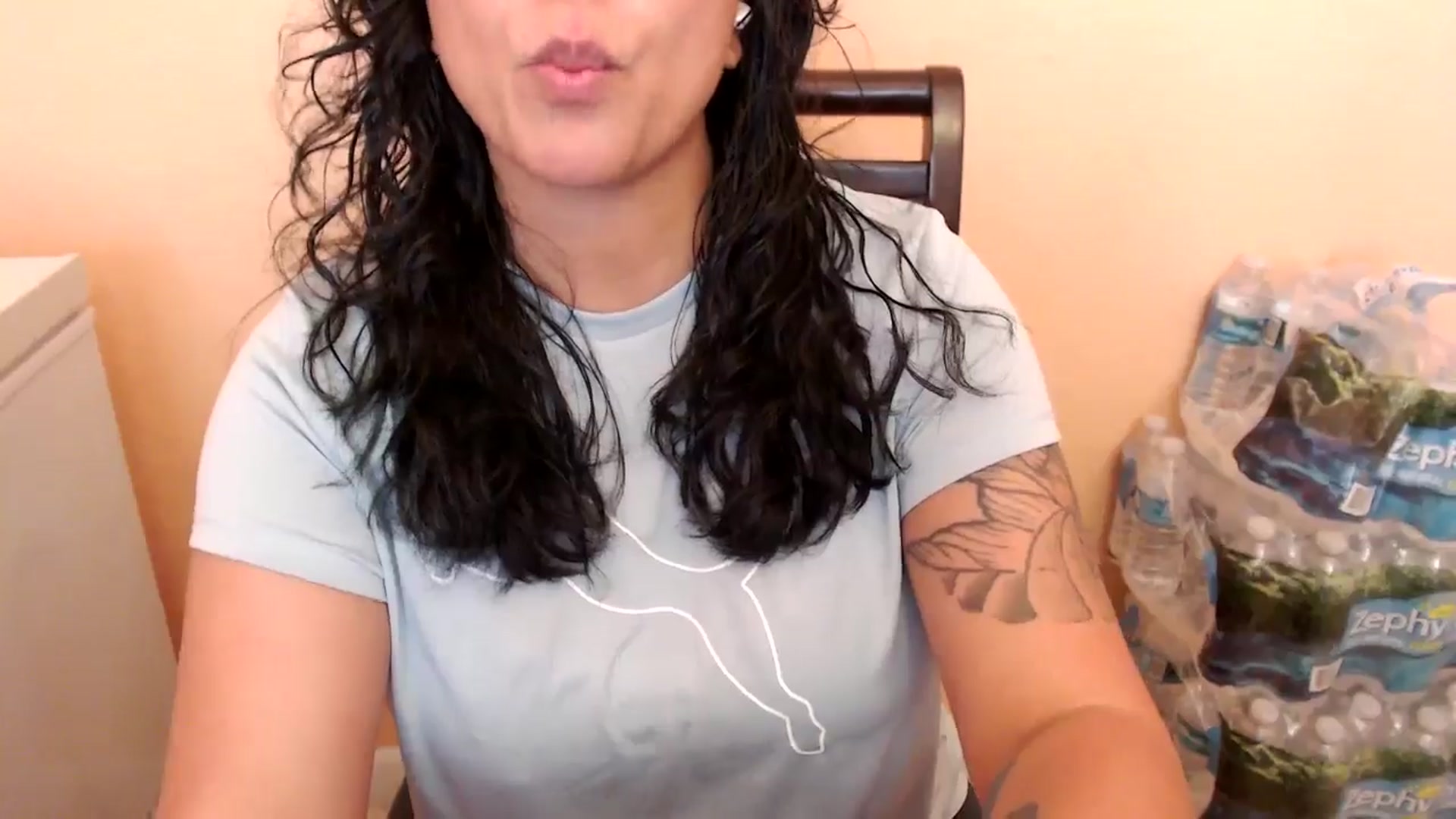 Gallery image thumbnail from MickaylaStar's myfreecams stream on, 02/23/2025, 16:26 image 3 of 20
