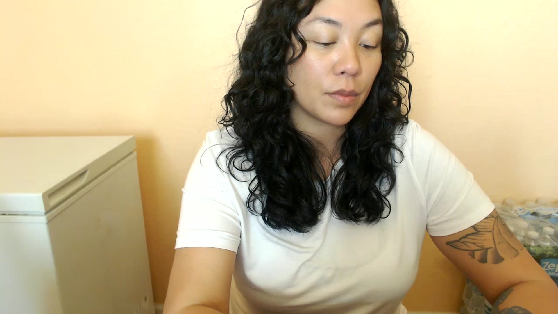 Gallery image thumbnail from MickaylaStar's myfreecams stream on, 02/27/2025, 16:12 image 3 of 20