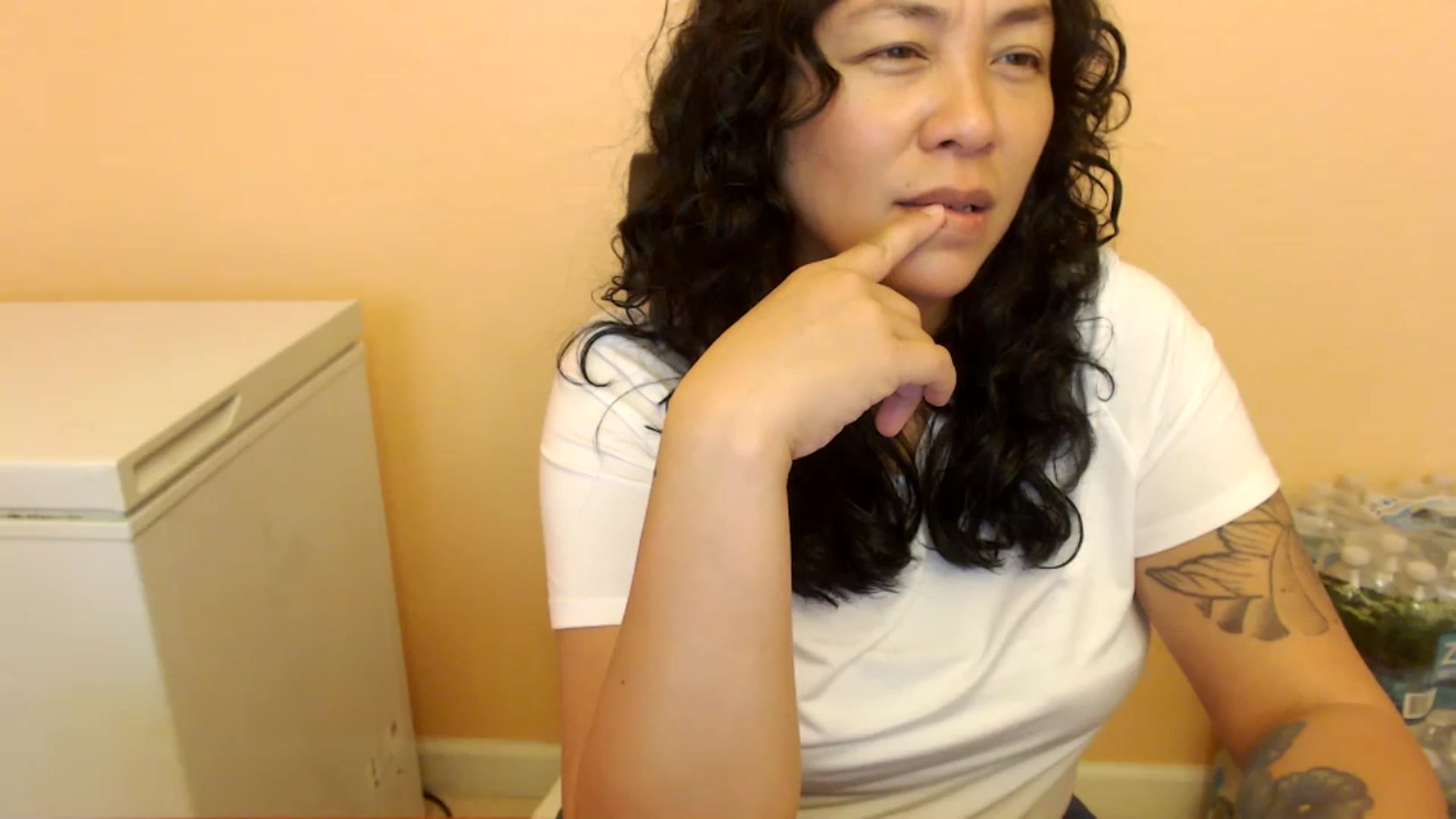 Gallery image thumbnail from MickaylaStar's myfreecams stream on, 02/27/2025, 16:12 image 16 of 20
