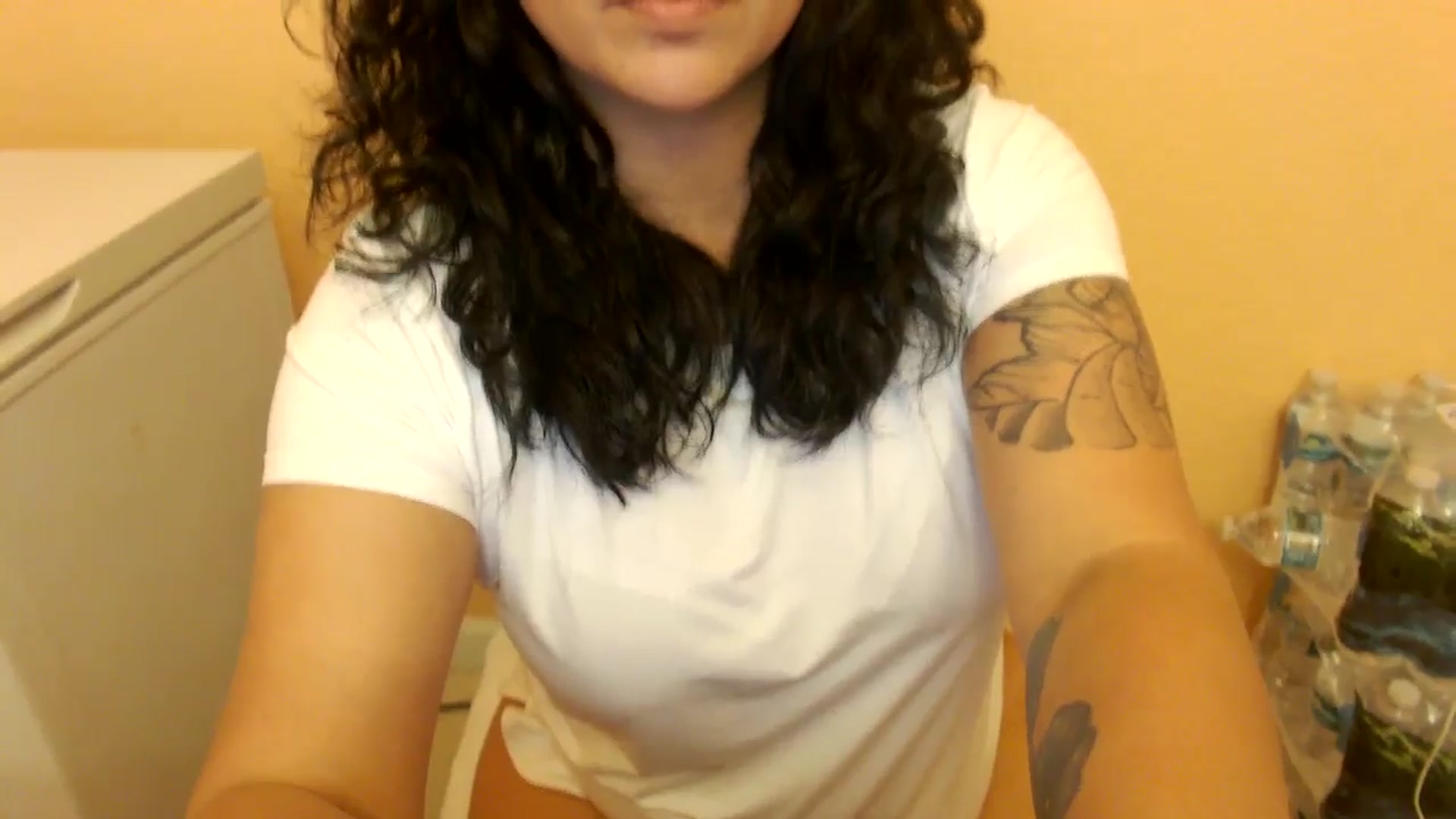 Gallery image thumbnail from MickaylaStar's myfreecams stream on, 02/28/2025, 19:49 image 6 of 20