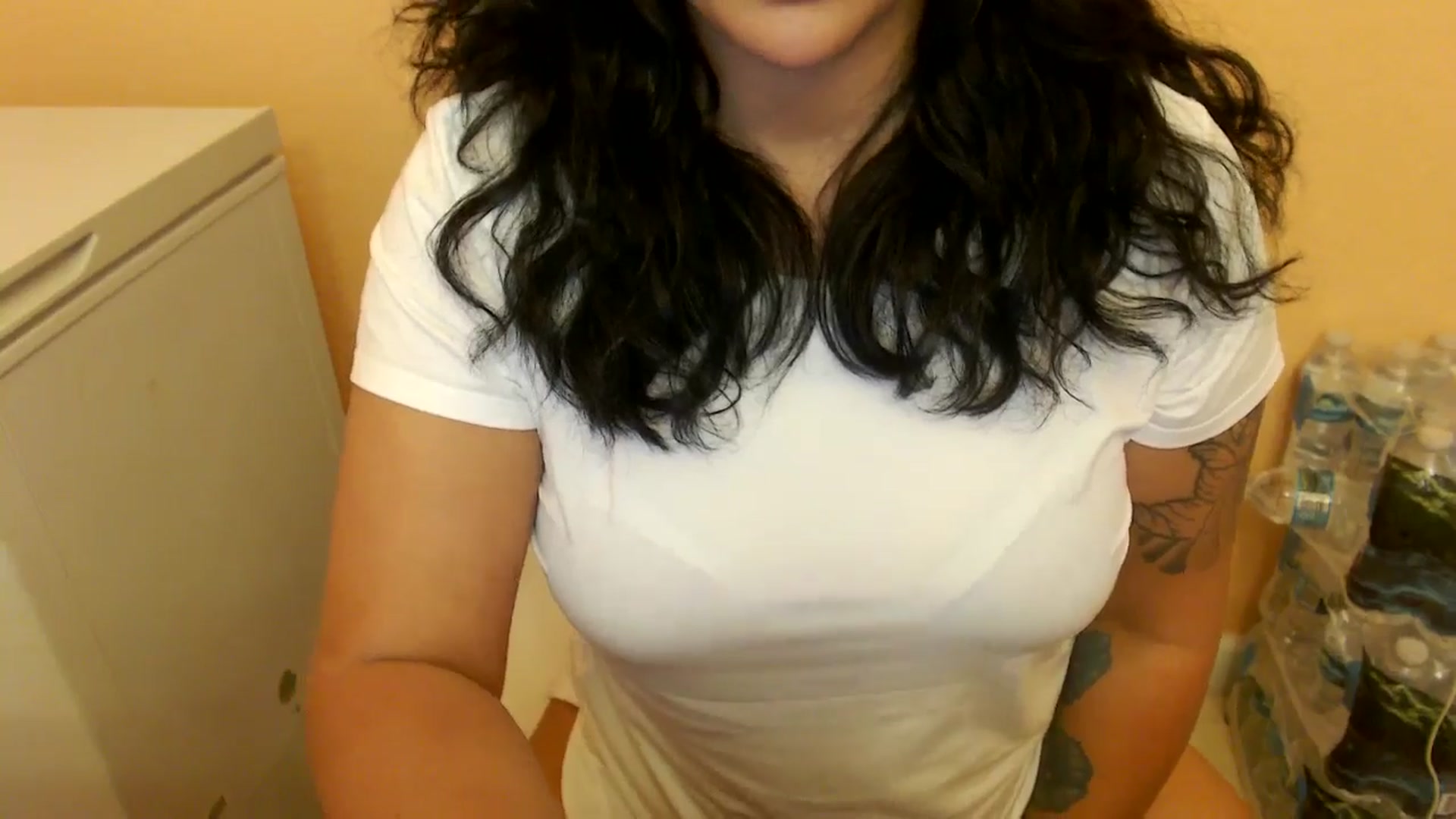 Gallery image thumbnail from MickaylaStar's myfreecams stream on, 02/28/2025, 19:49 image 19 of 20
