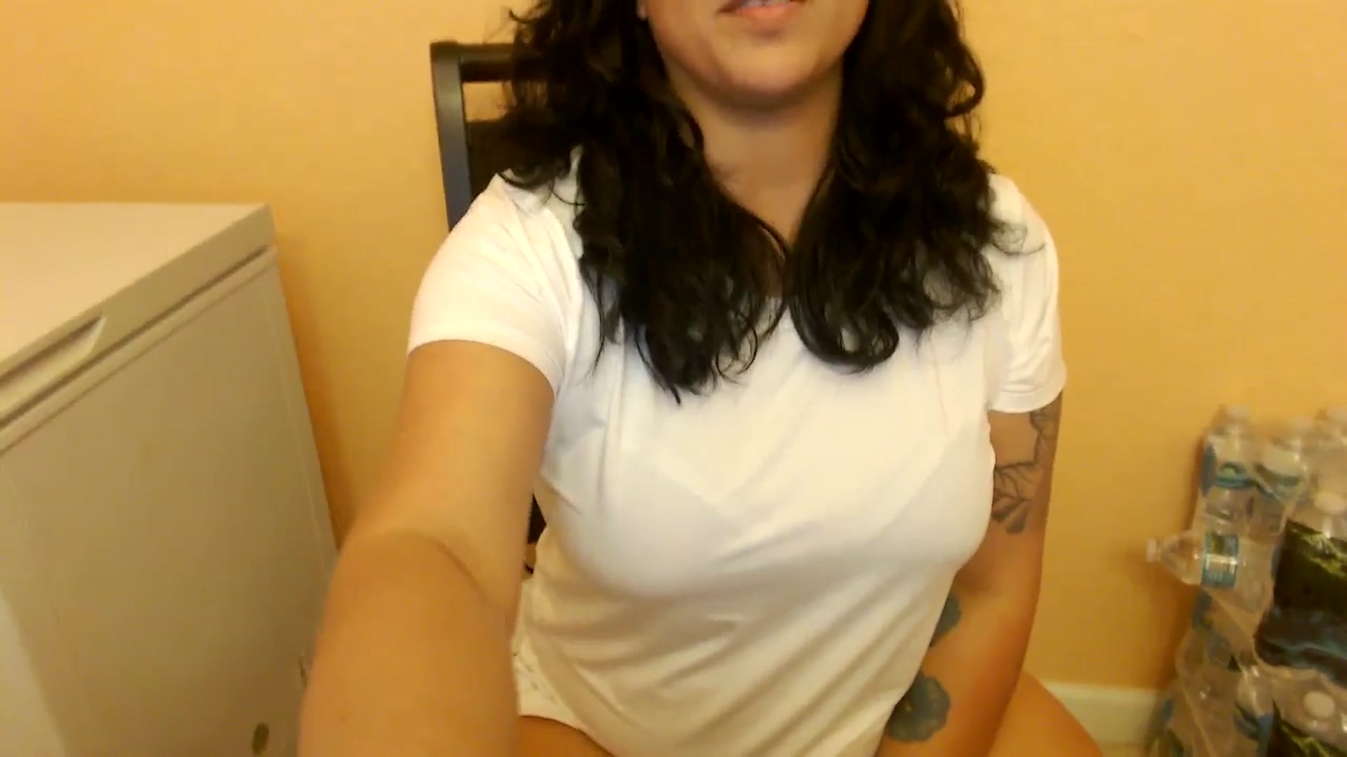Gallery image thumbnail from MickaylaStar's myfreecams stream on, 02/28/2025, 19:49 image 8 of 20