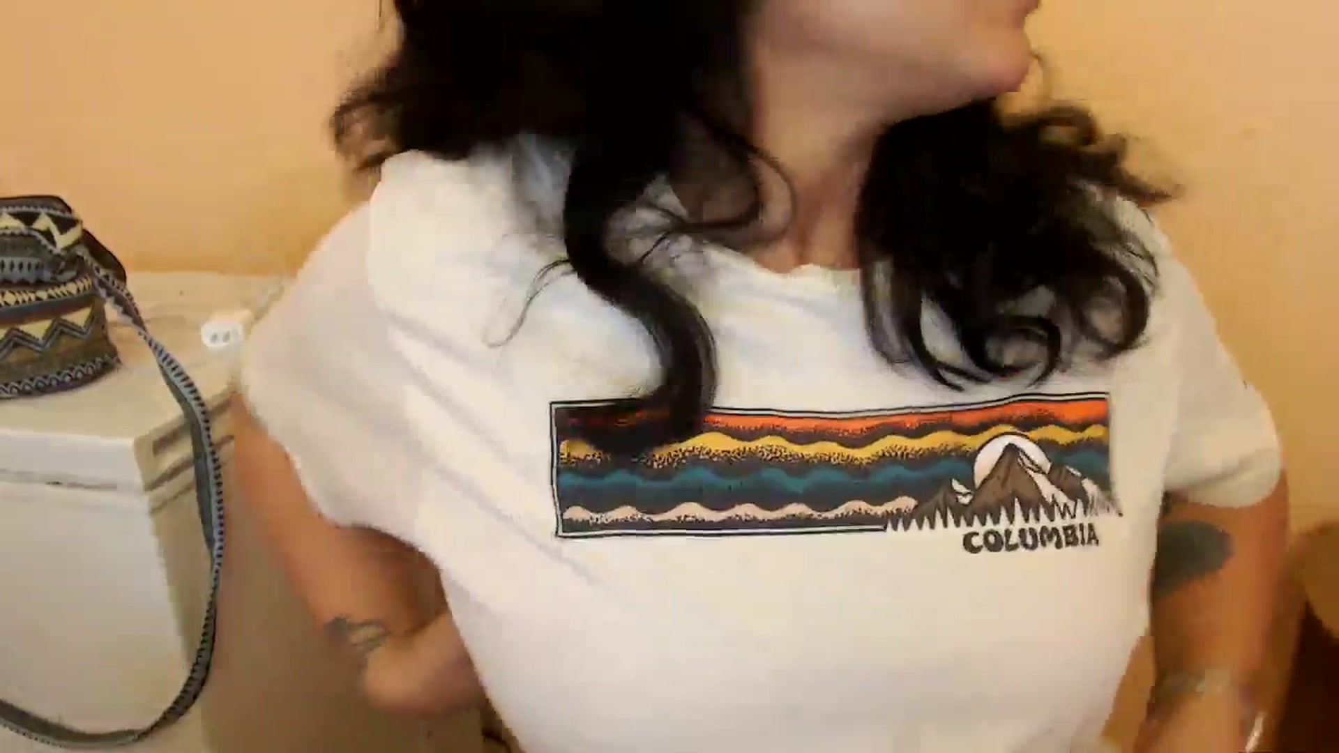 Gallery image thumbnail from MickaylaStar's myfreecams stream on, 03/03/2025, 18:31 image 5 of 20