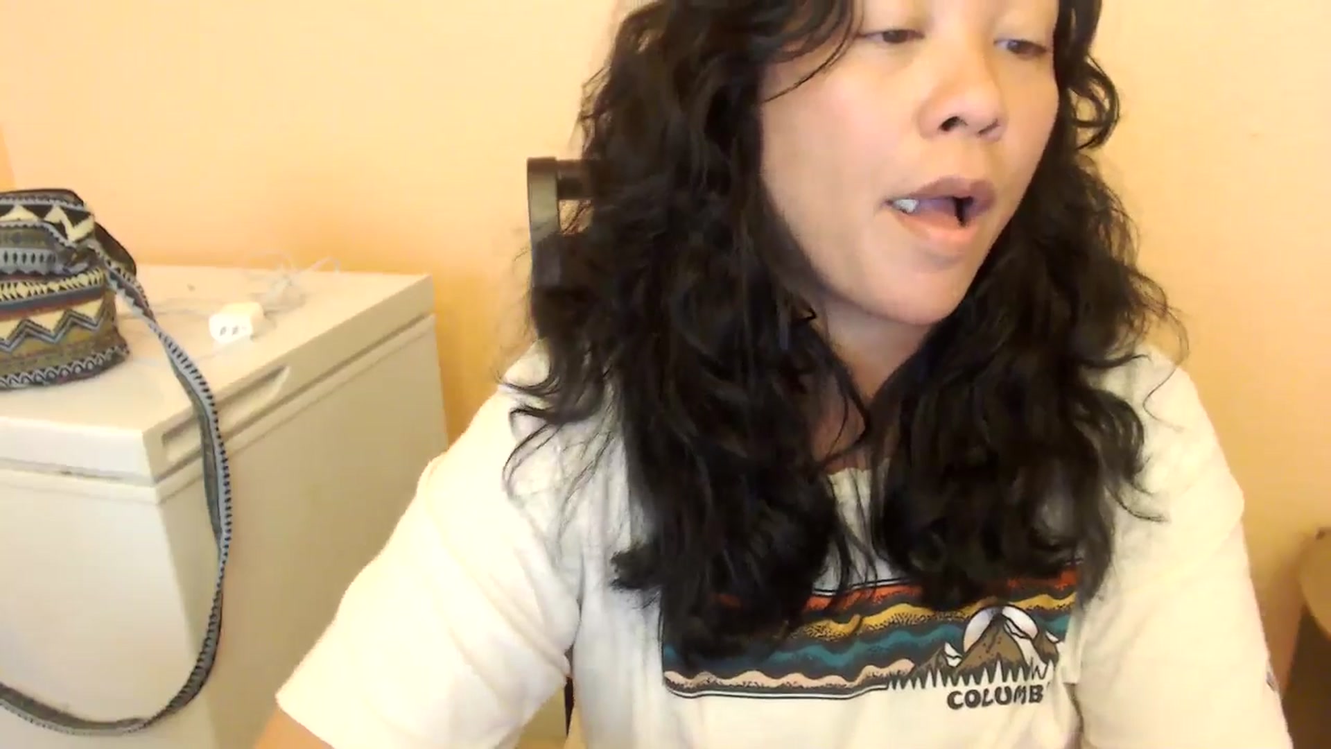Gallery image thumbnail from MickaylaStar's myfreecams stream on, 03/03/2025, 18:31 image 11 of 20