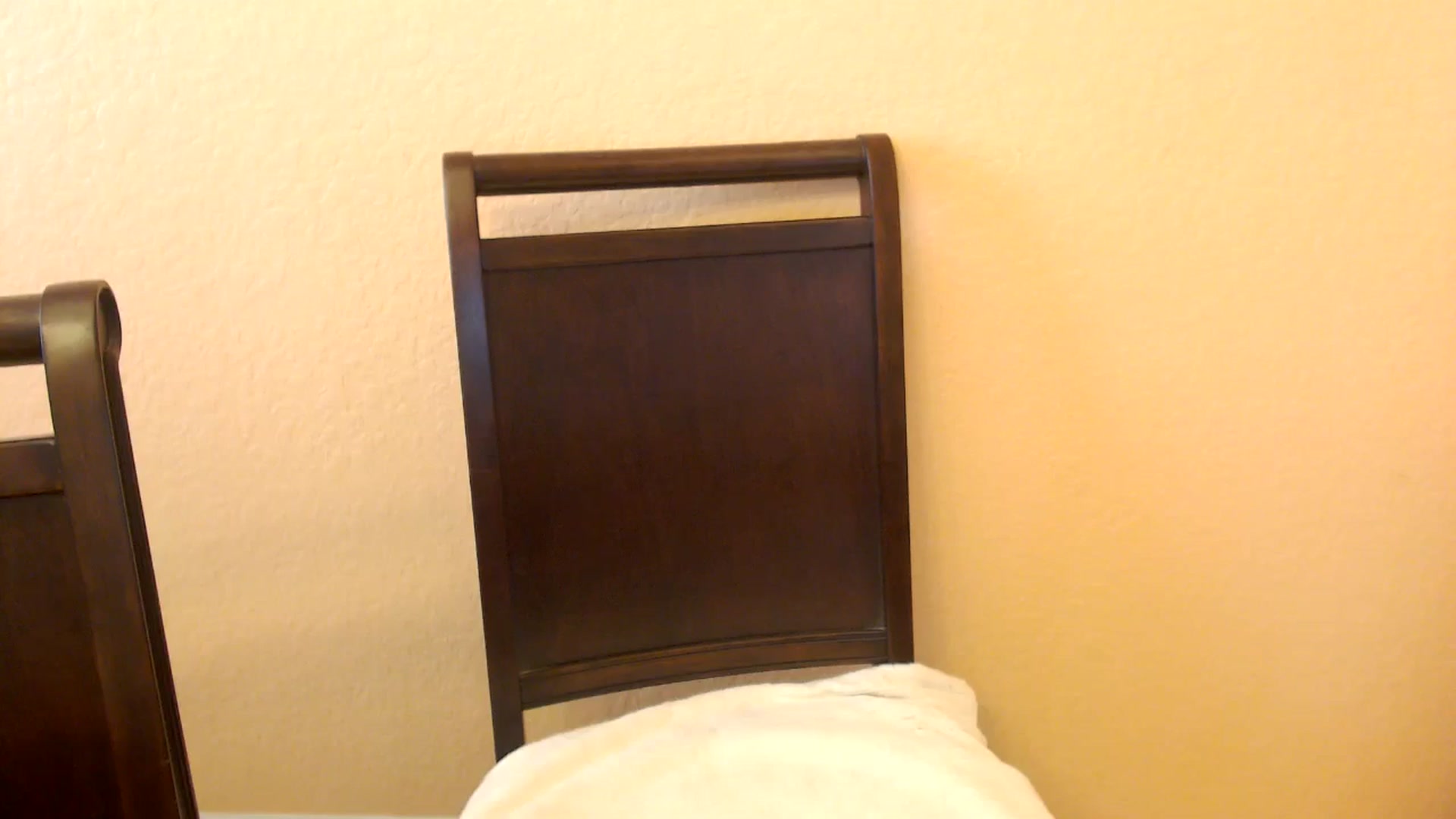 Gallery image thumbnail from MickaylaStar's myfreecams stream on, 03/05/2025, 18:13 image 5 of 20