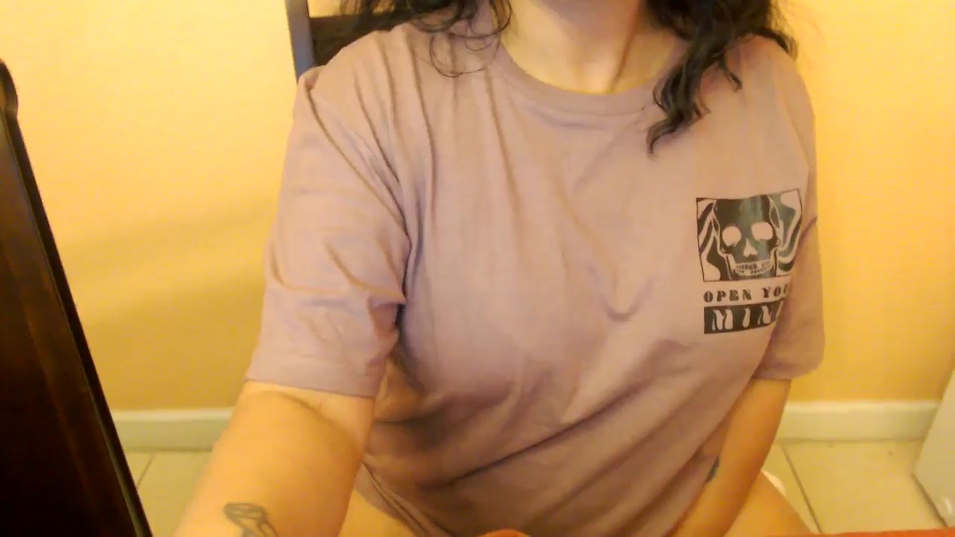 Gallery image thumbnail from MickaylaStar's myfreecams stream on, 03/05/2025, 21:37 image 14 of 20