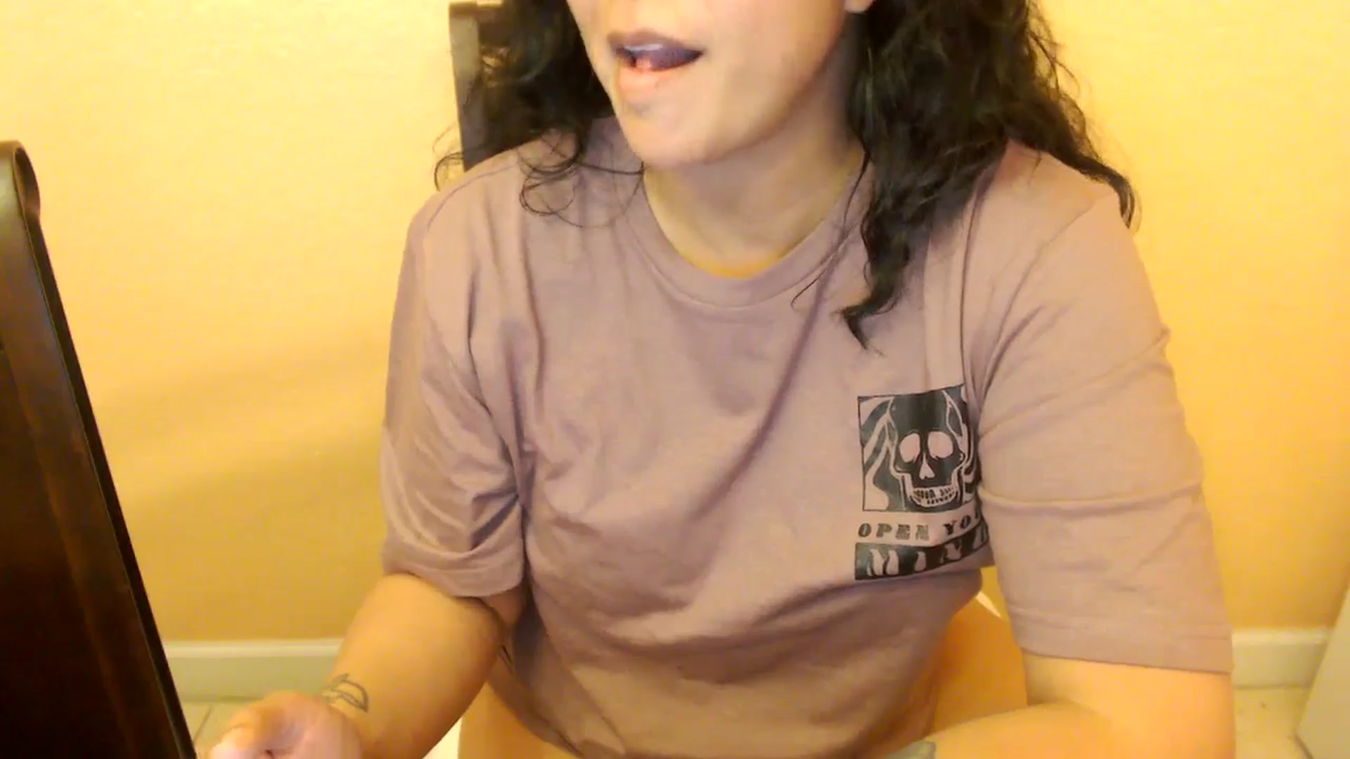 Gallery image thumbnail from MickaylaStar's myfreecams stream on, 03/05/2025, 21:37 image 7 of 20