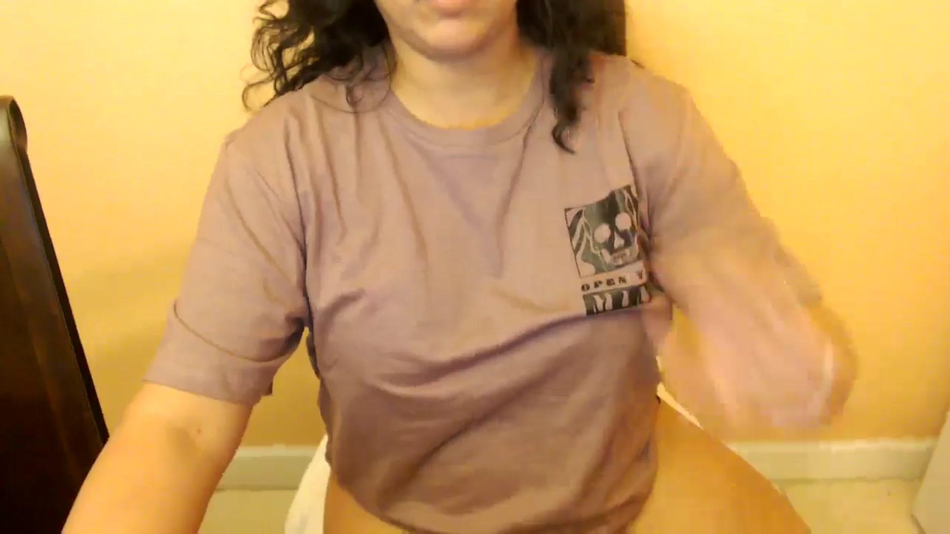 Gallery image thumbnail from MickaylaStar's myfreecams stream on, 03/05/2025, 21:37 image 6 of 20