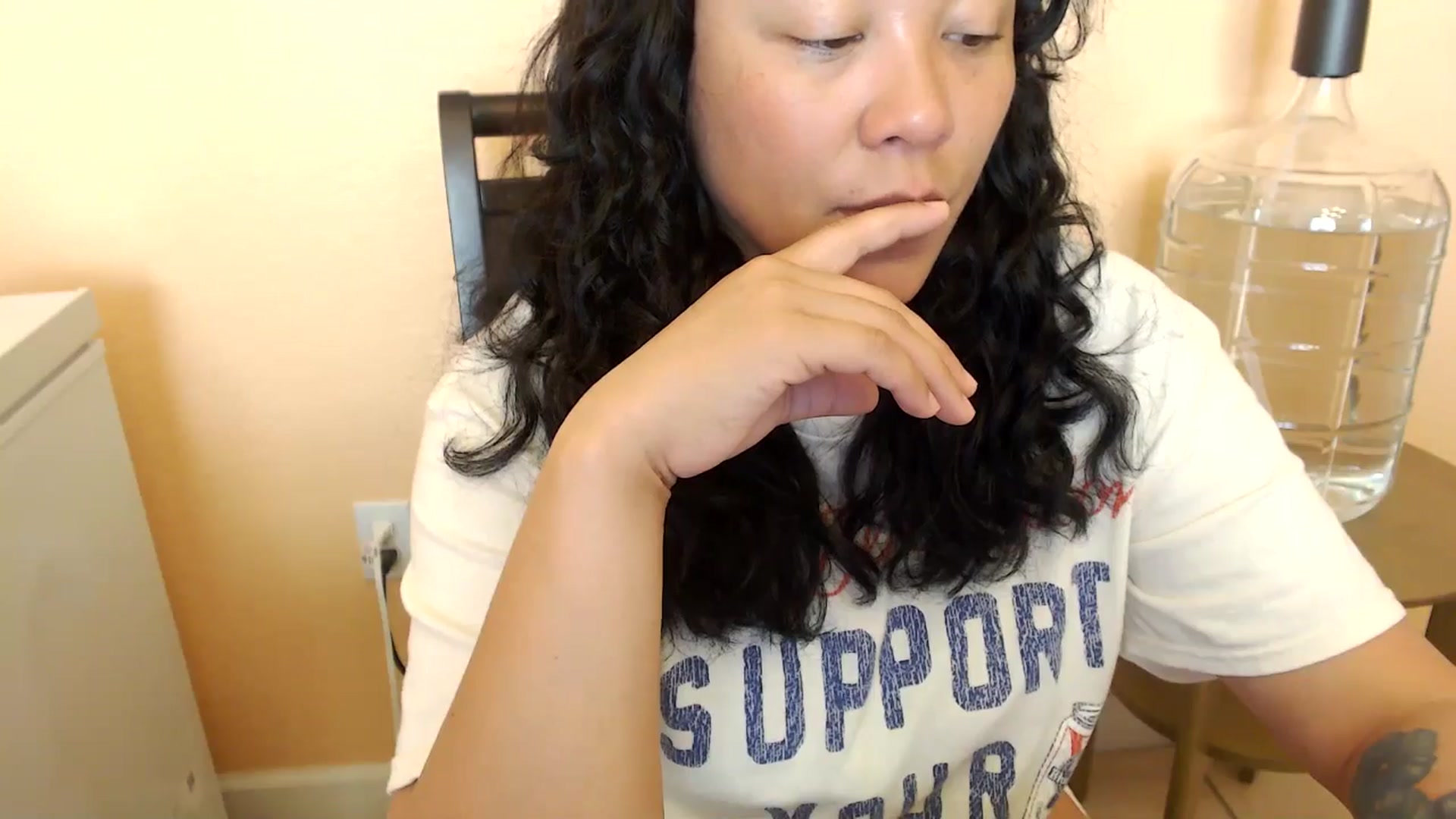 Gallery image thumbnail from MickaylaStar's myfreecams stream on, 03/10/2025, 15:41 image 8 of 20