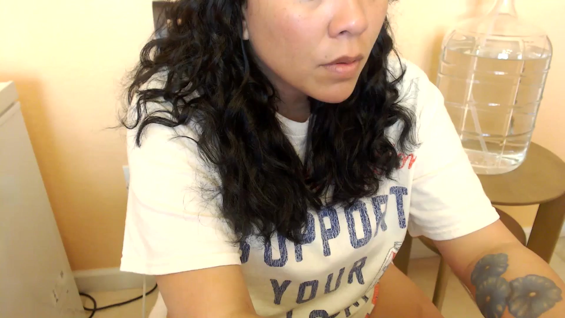 Gallery image thumbnail from MickaylaStar's myfreecams stream on, 03/10/2025, 15:41 image 13 of 20