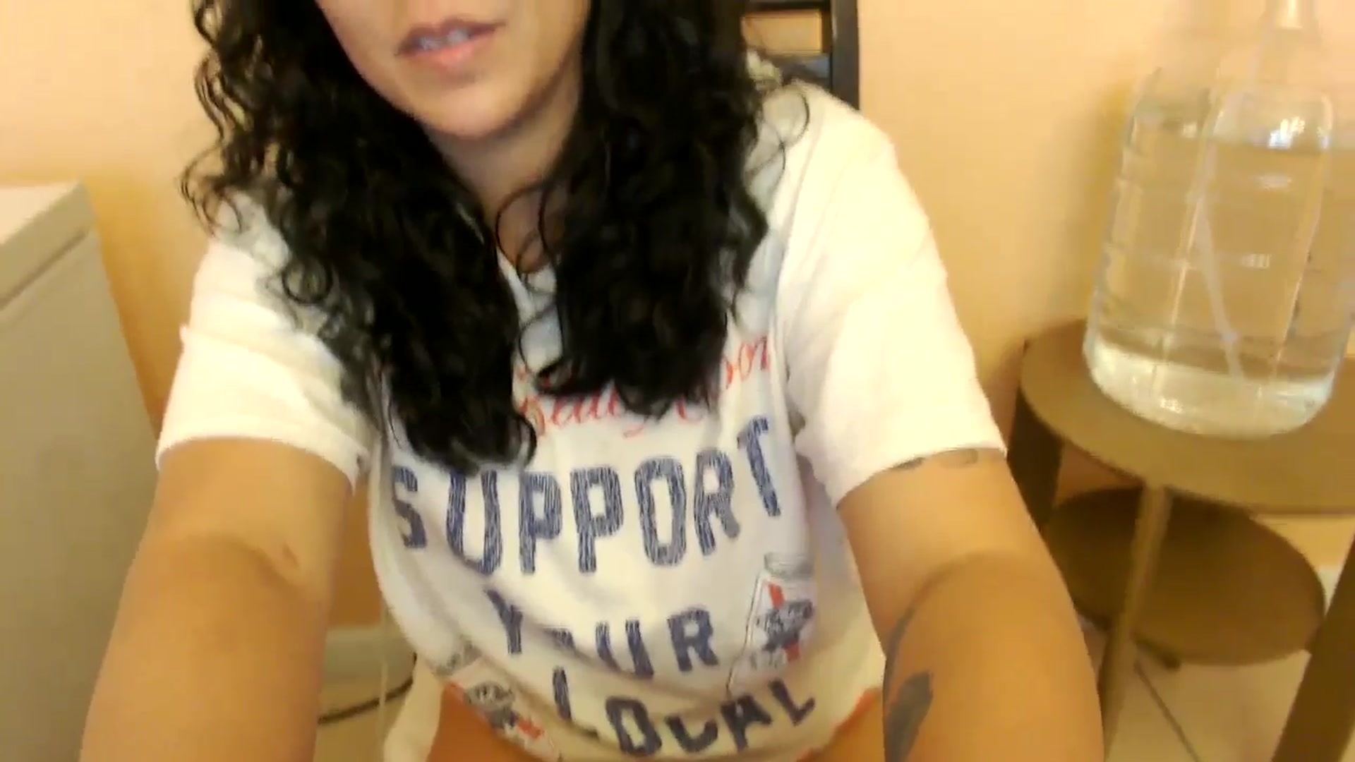 Gallery image thumbnail from MickaylaStar's myfreecams stream on, 03/10/2025, 18:23 image 4 of 20