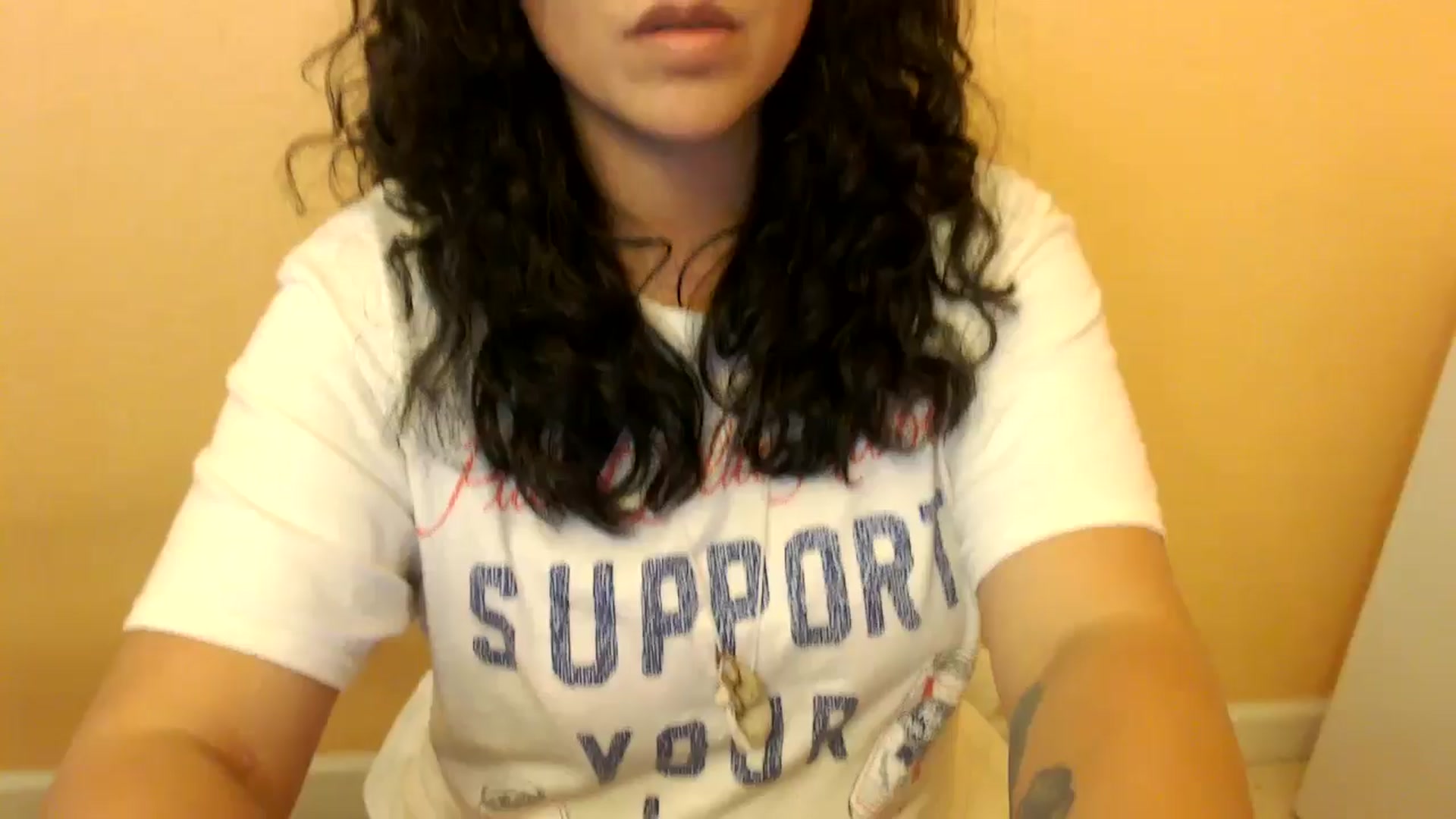 Gallery image thumbnail from MickaylaStar's myfreecams stream on, 03/10/2025, 22:38 image 16 of 20