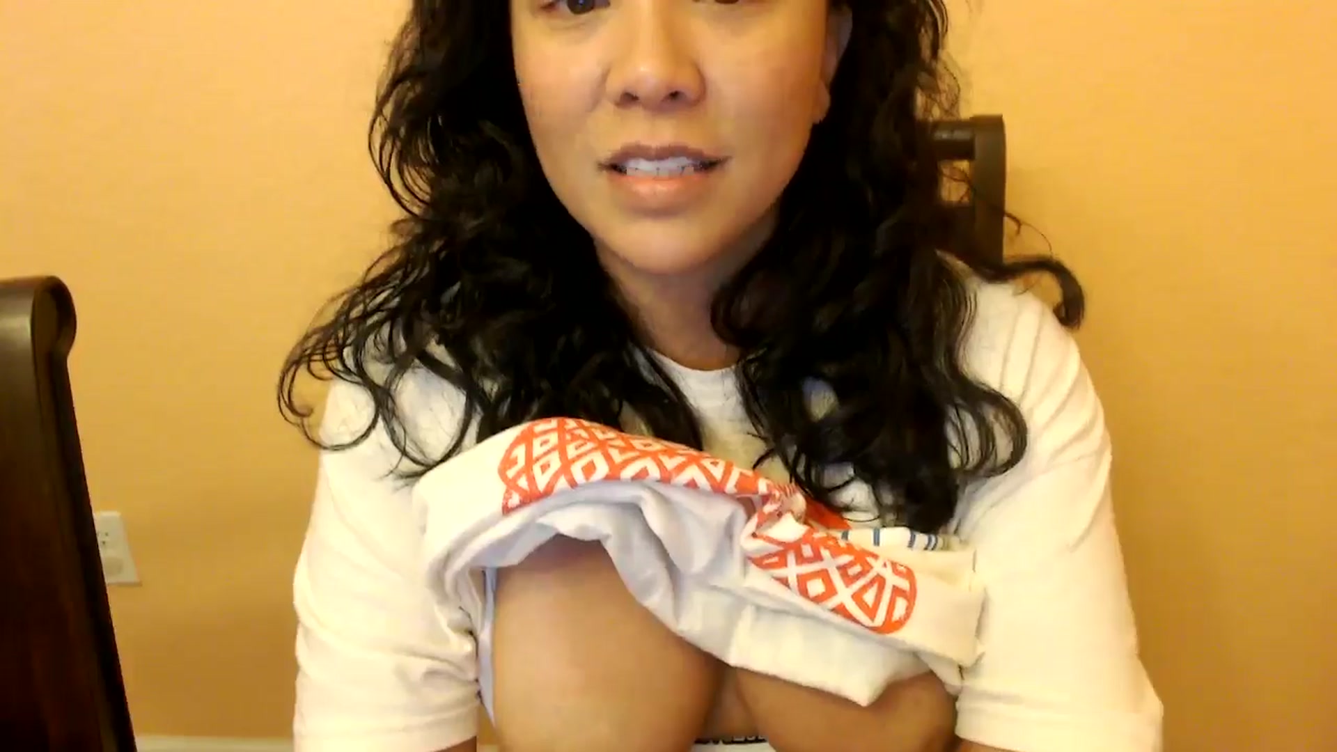 Gallery image thumbnail from MickaylaStar's myfreecams stream on, 03/12/2025, 21:27 image 16 of 20