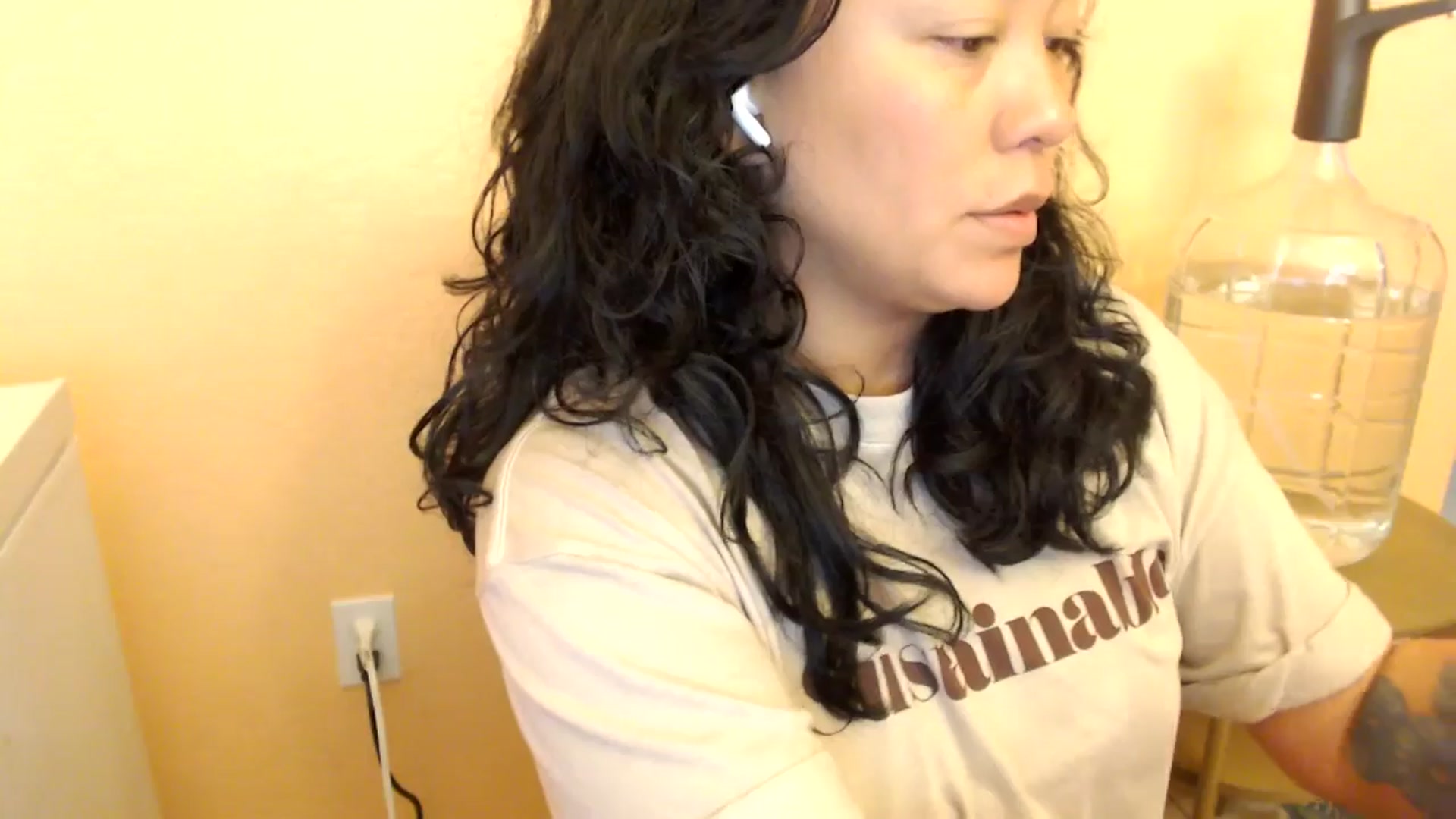 Gallery image thumbnail from MickaylaStar's myfreecams stream on, 03/13/2025, 15:58 image 7 of 20