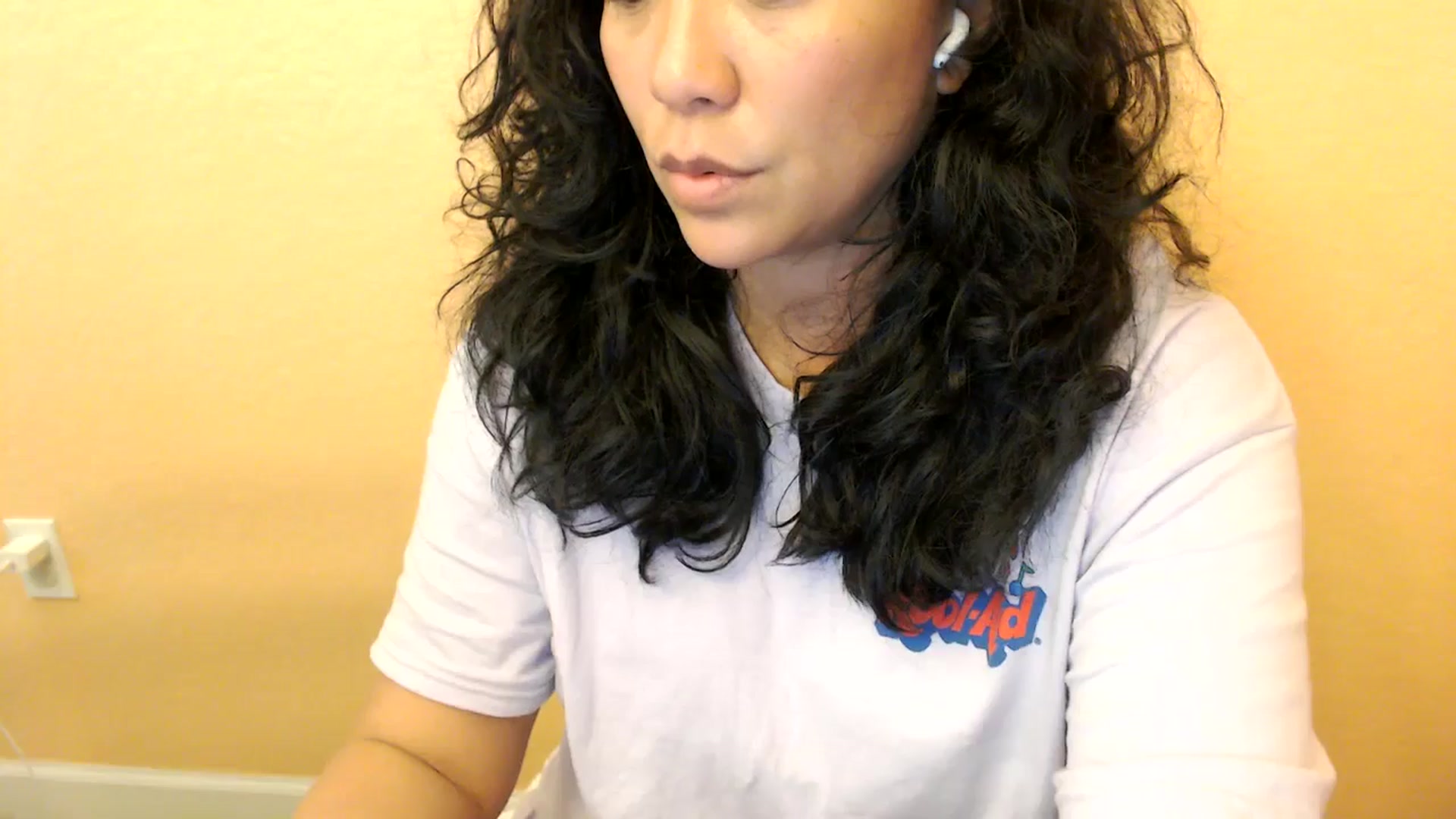Gallery image thumbnail from MickaylaStar's myfreecams stream on, 03/17/2025, 17:25 image 2 of 20