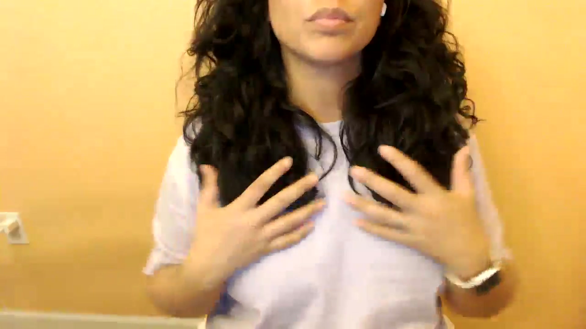 Gallery image thumbnail from MickaylaStar's myfreecams stream on, 03/17/2025, 19:12 image 20 of 20