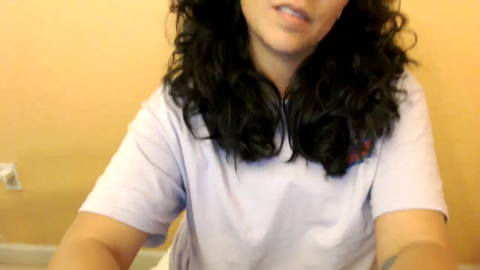 Gallery image thumbnail from MickaylaStar's myfreecams stream on, 03/17/2025, 19:12 image 15 of 20