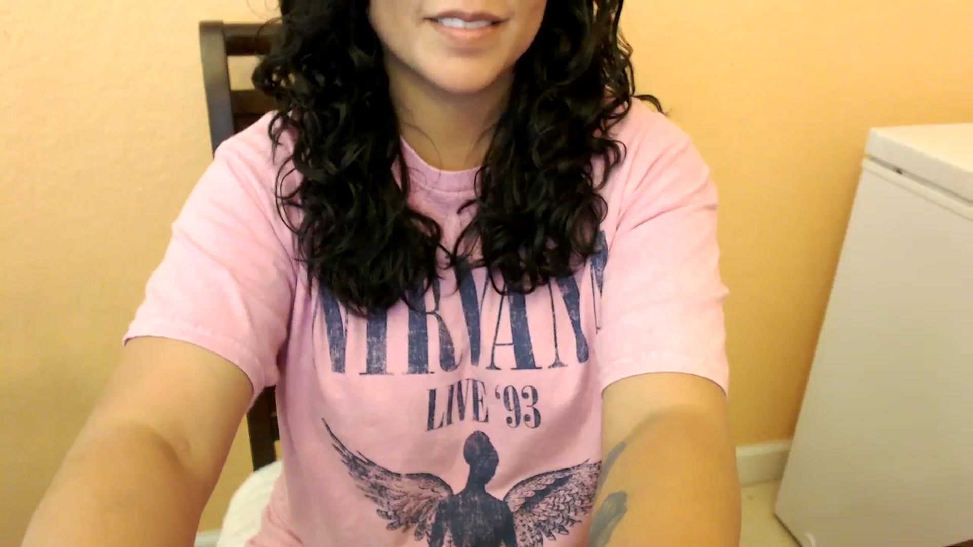 Gallery image thumbnail from MickaylaStar's myfreecams stream on, 03/18/2025, 16:24 image 6 of 20