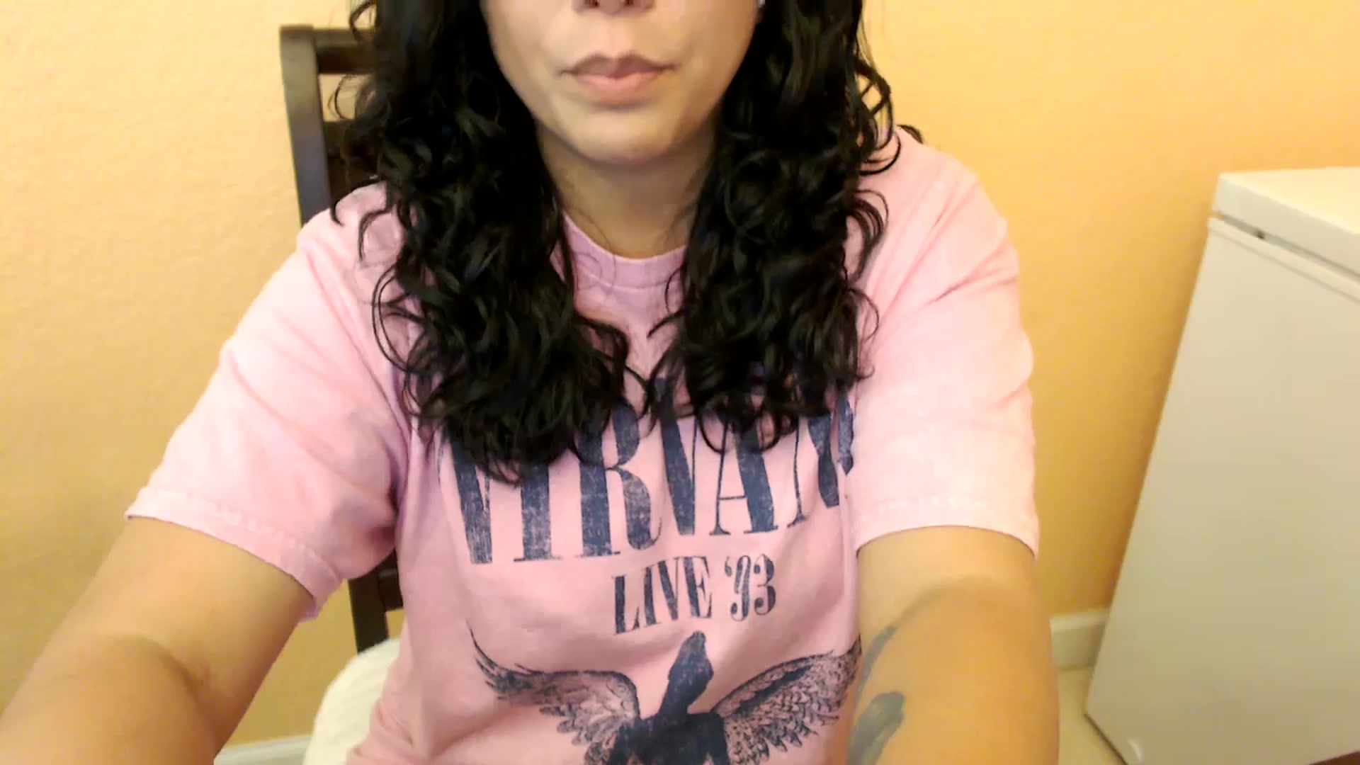 Gallery image thumbnail from MickaylaStar's myfreecams stream on, 03/18/2025, 16:24 image 10 of 20