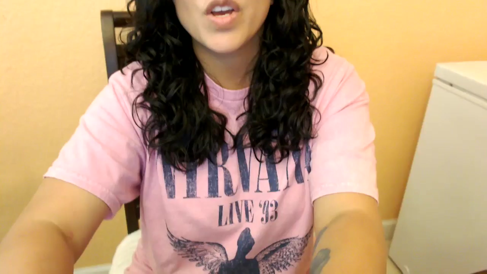 Gallery image thumbnail from MickaylaStar's myfreecams stream on, 03/18/2025, 16:24 image 9 of 20