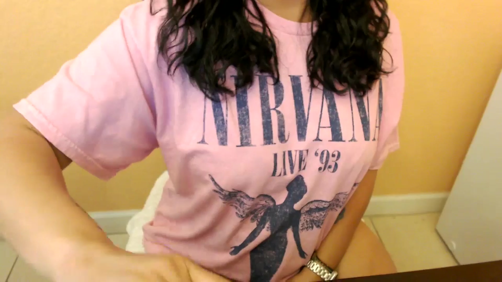 Gallery image thumbnail from MickaylaStar's myfreecams stream on, 03/18/2025, 16:45 image 4 of 20