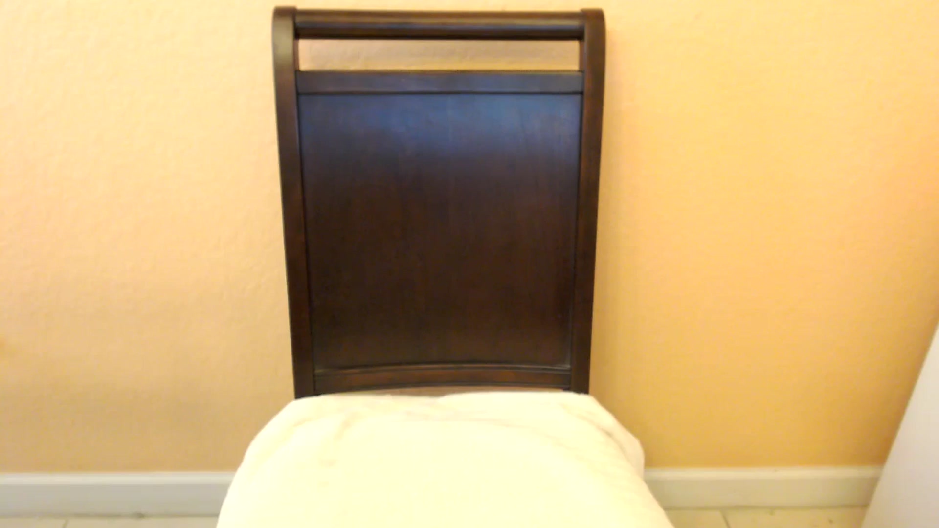 Gallery image thumbnail from MickaylaStar's myfreecams stream on, 03/23/2025, 19:15 image 18 of 20