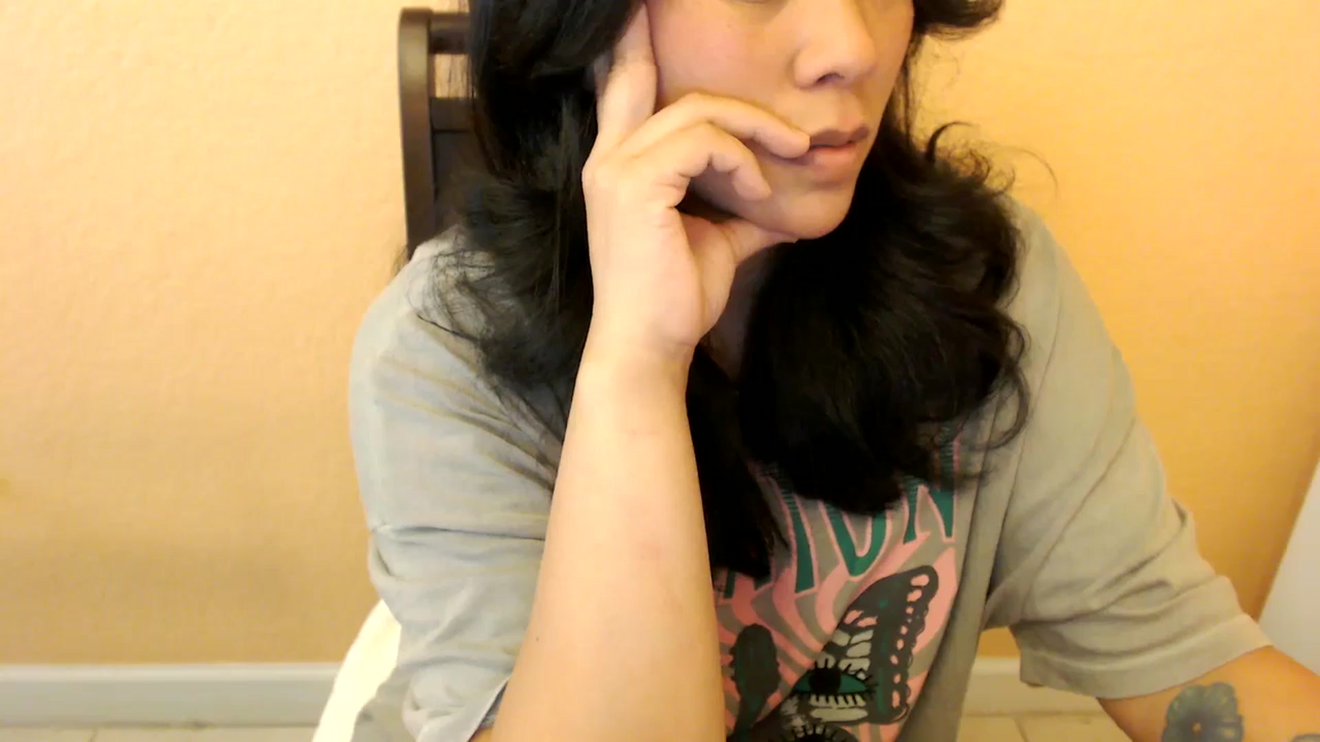 Gallery image thumbnail from MickaylaStar's myfreecams stream on, 03/23/2025, 19:15 image 19 of 20