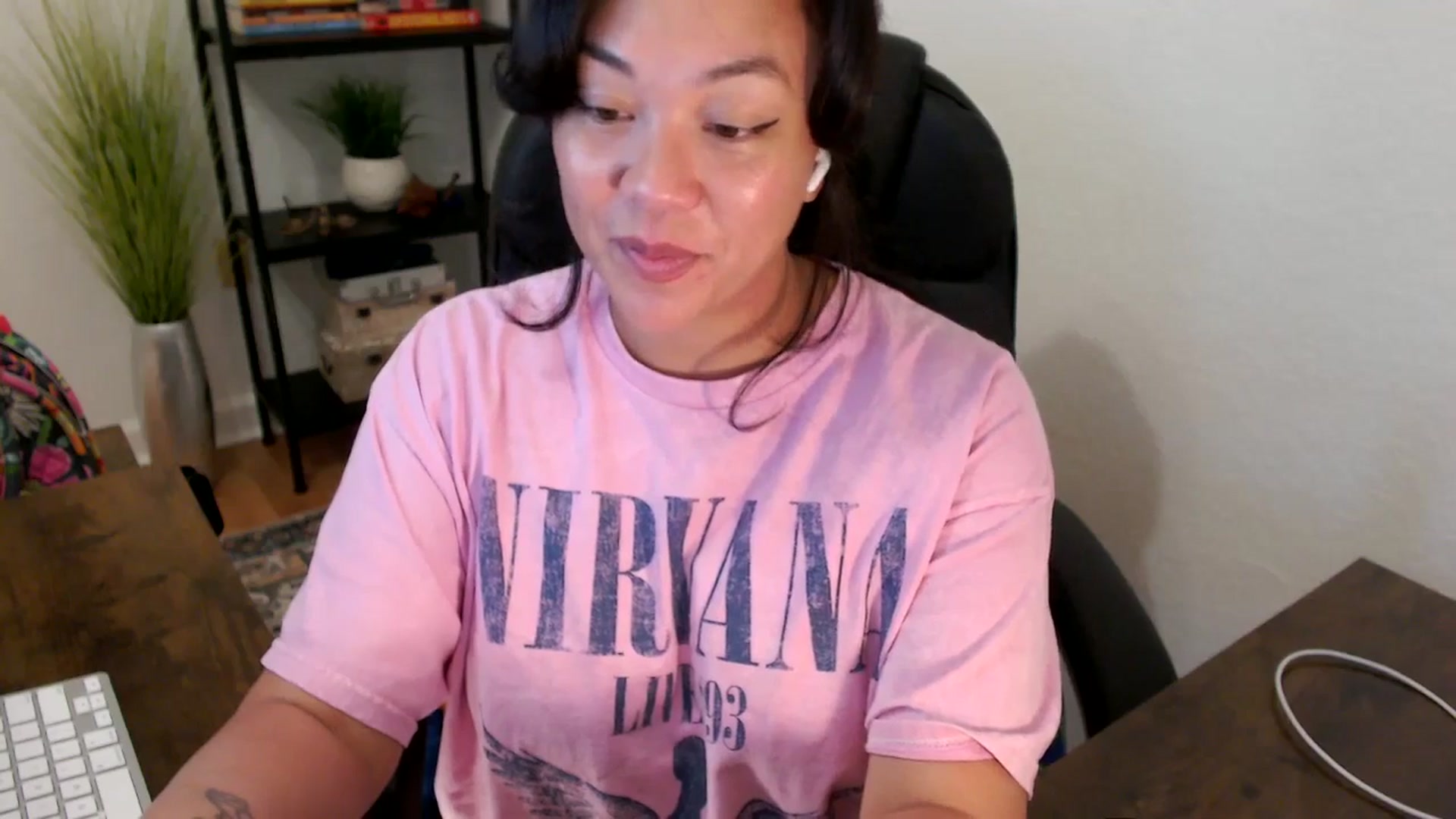 Gallery image thumbnail from MickaylaStar's myfreecams stream on, 03/24/2025, 14:41 image 12 of 20
