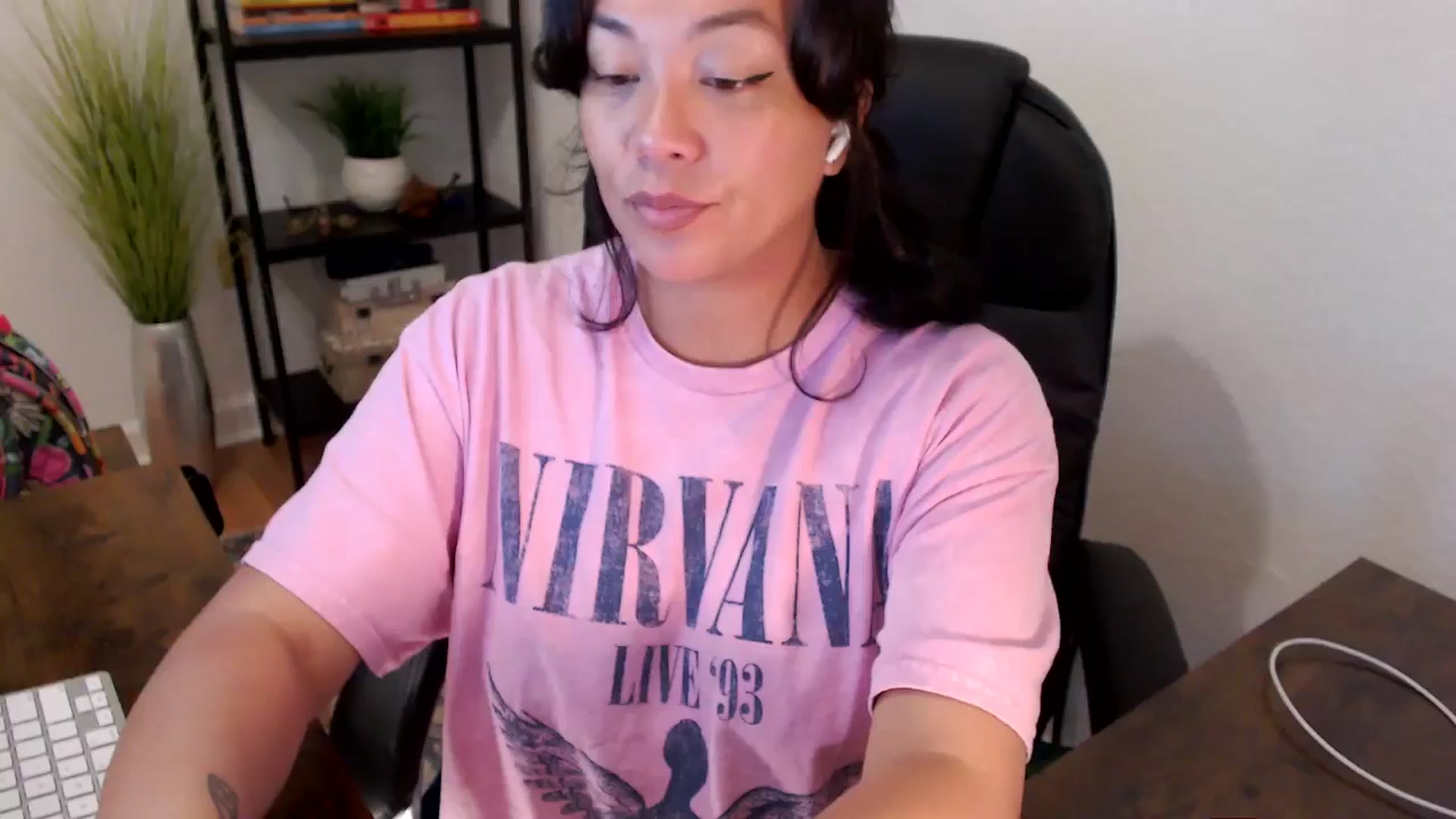Gallery image thumbnail from MickaylaStar's myfreecams stream on, 03/24/2025, 14:41 image 2 of 20