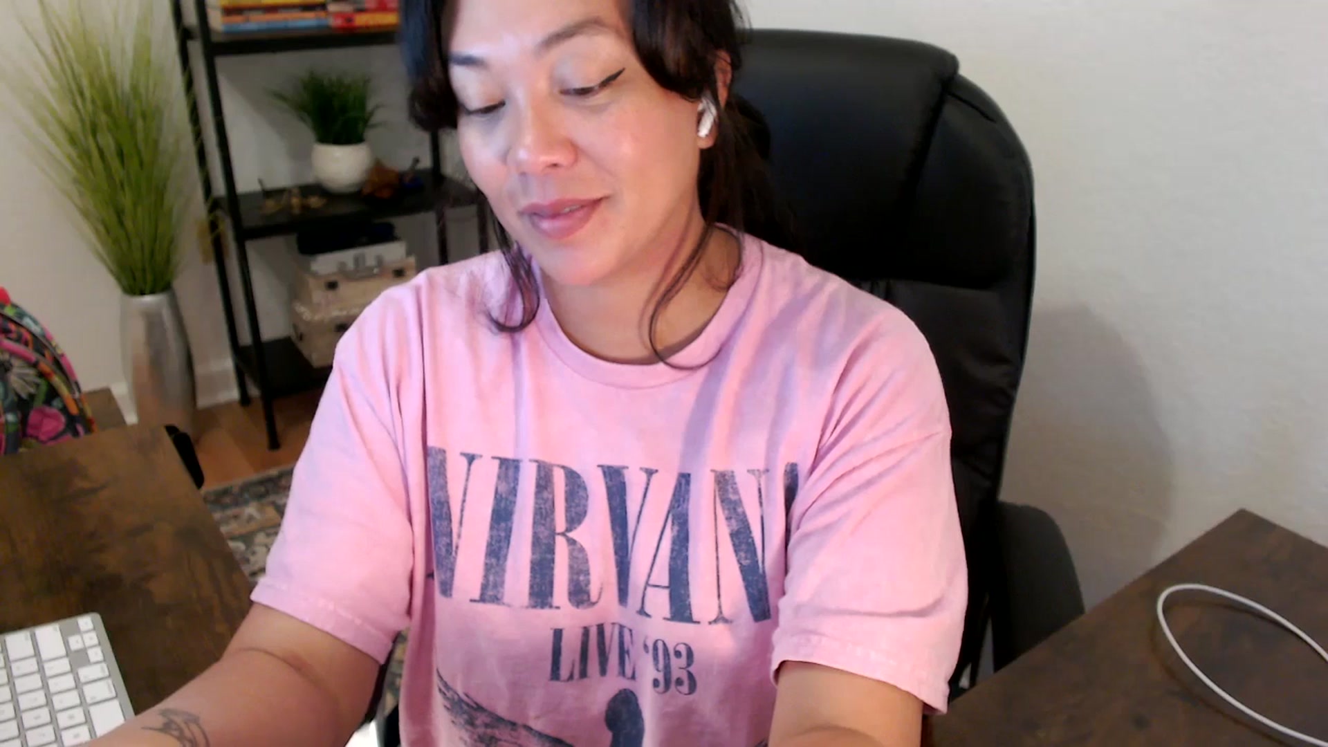 Gallery image thumbnail from MickaylaStar's myfreecams stream on, 03/24/2025, 14:41 image 4 of 20