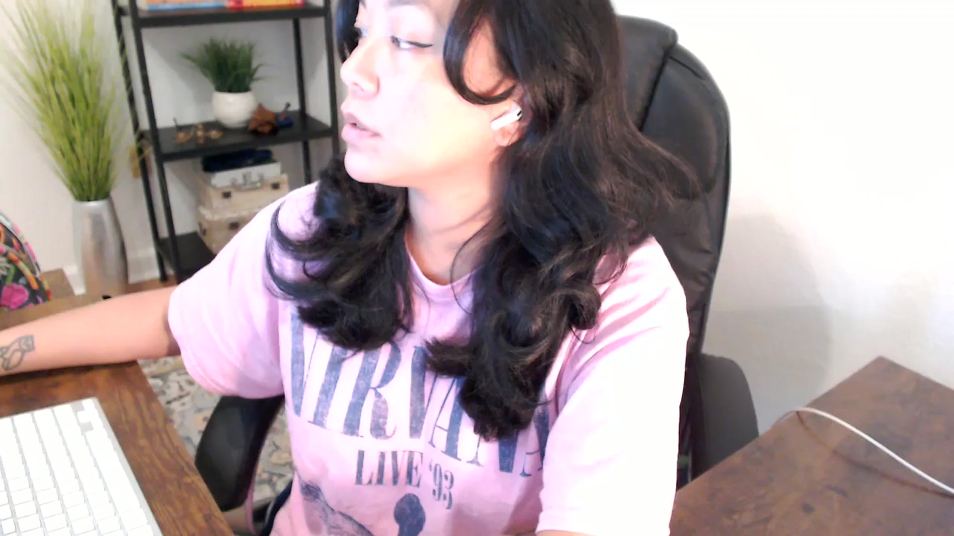 Gallery image thumbnail from MickaylaStar's myfreecams stream on, 03/24/2025, 17:43 image 3 of 20