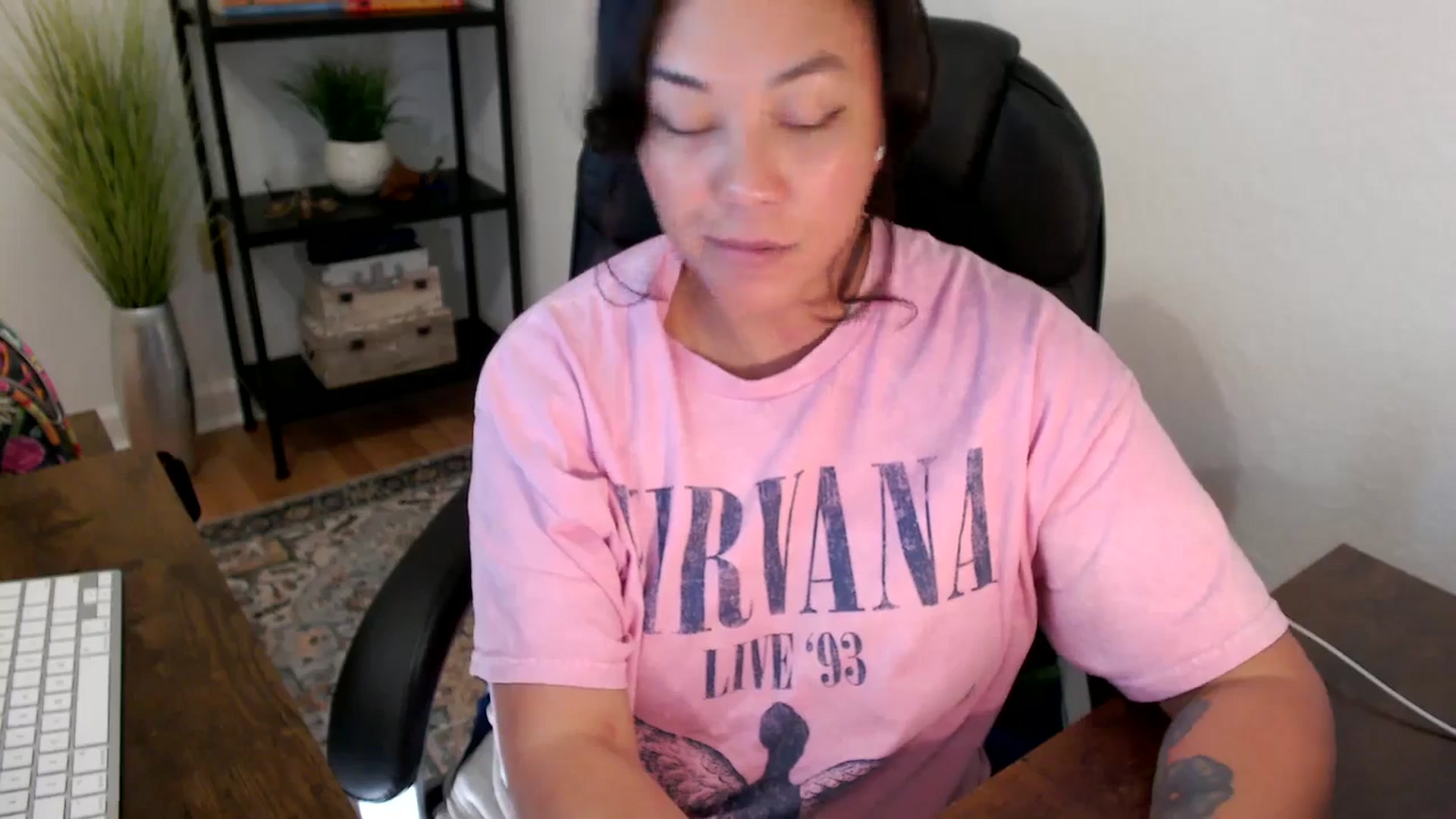 Gallery image thumbnail from MickaylaStar's myfreecams stream on, 03/24/2025, 18:19 image 4 of 20