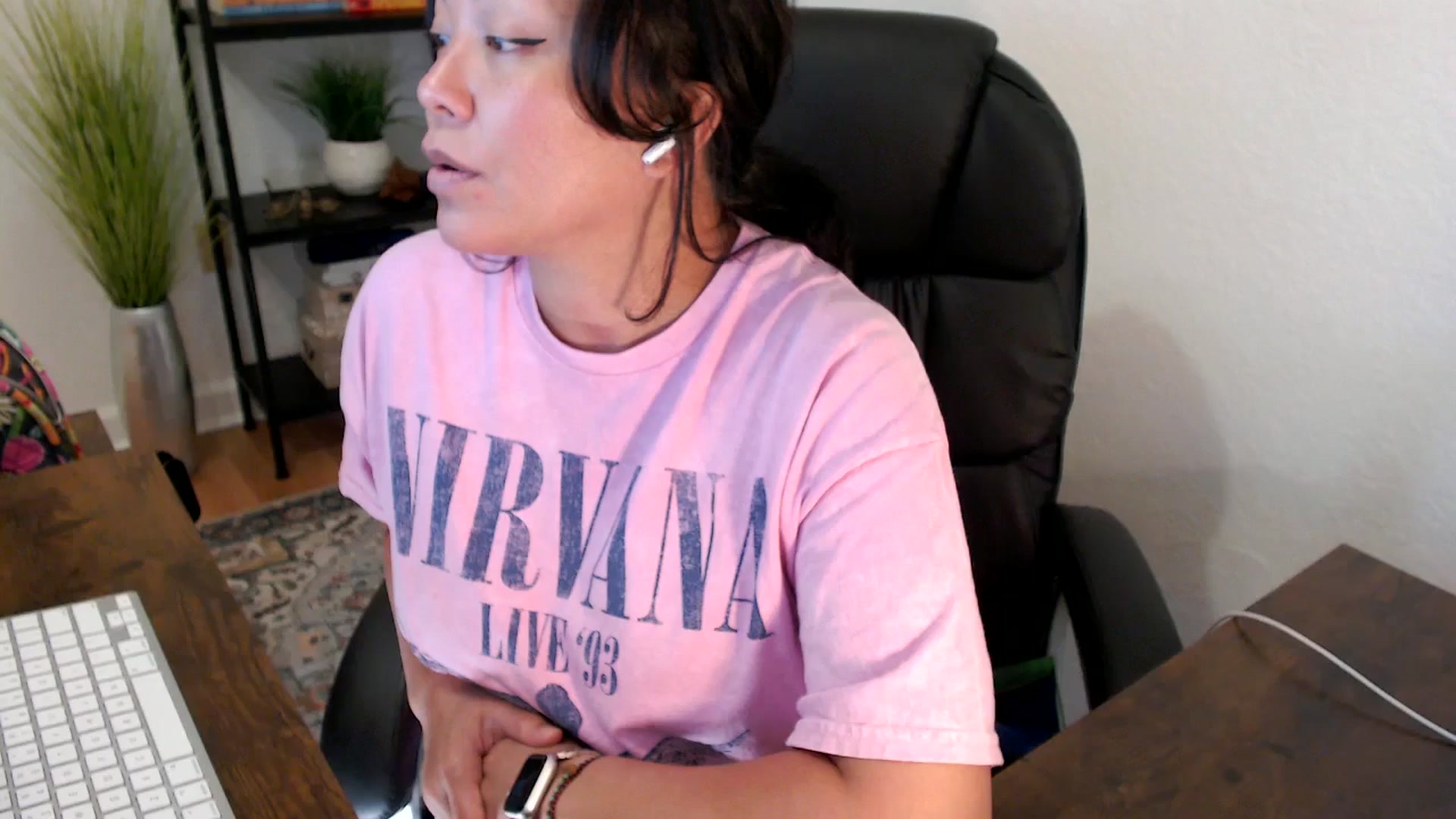 Gallery image thumbnail from MickaylaStar's myfreecams stream on, 03/24/2025, 18:19 image 1 of 20