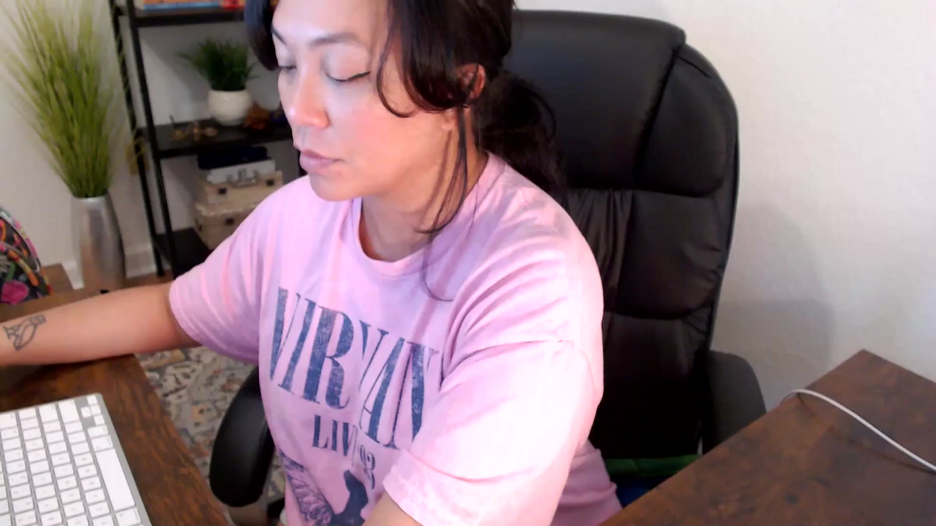 Gallery image thumbnail from MickaylaStar's myfreecams stream on, 03/24/2025, 18:59 image 1 of 20