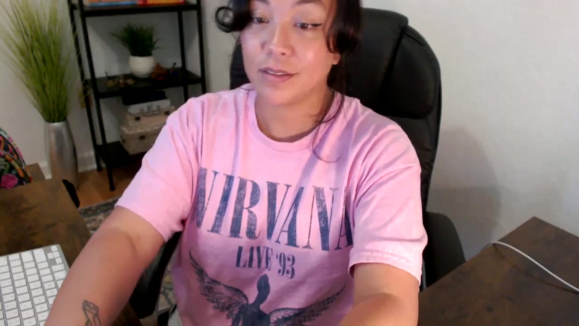 Gallery image thumbnail from MickaylaStar's myfreecams stream on, 03/24/2025, 18:59 image 10 of 20