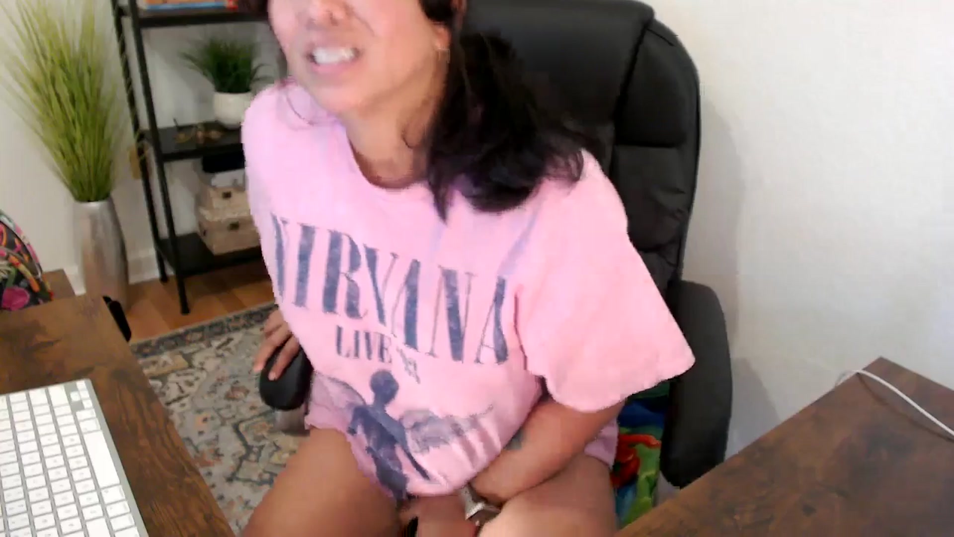 Gallery image thumbnail from MickaylaStar's myfreecams stream on, 03/24/2025, 19:40 image 2 of 20