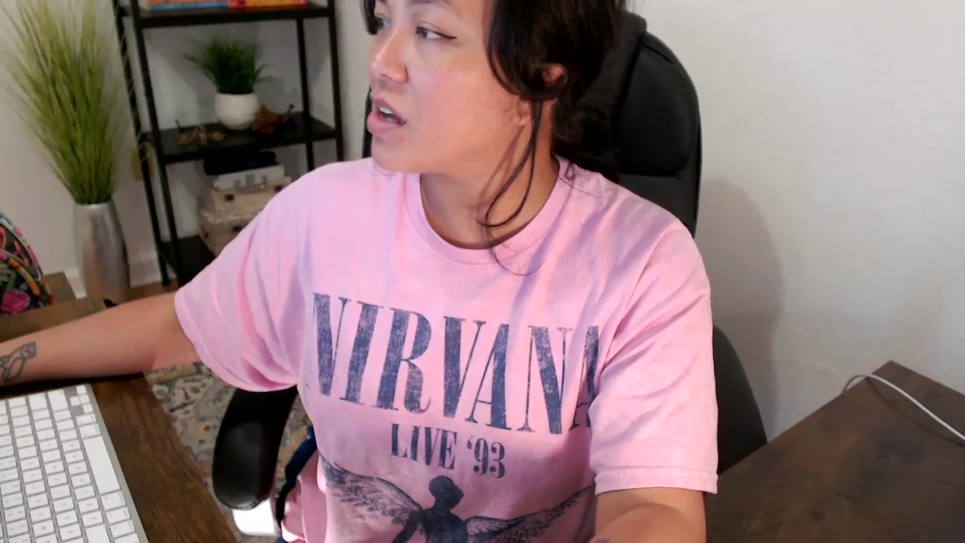 Gallery image thumbnail from MickaylaStar's myfreecams stream on, 03/24/2025, 19:40 image 8 of 20