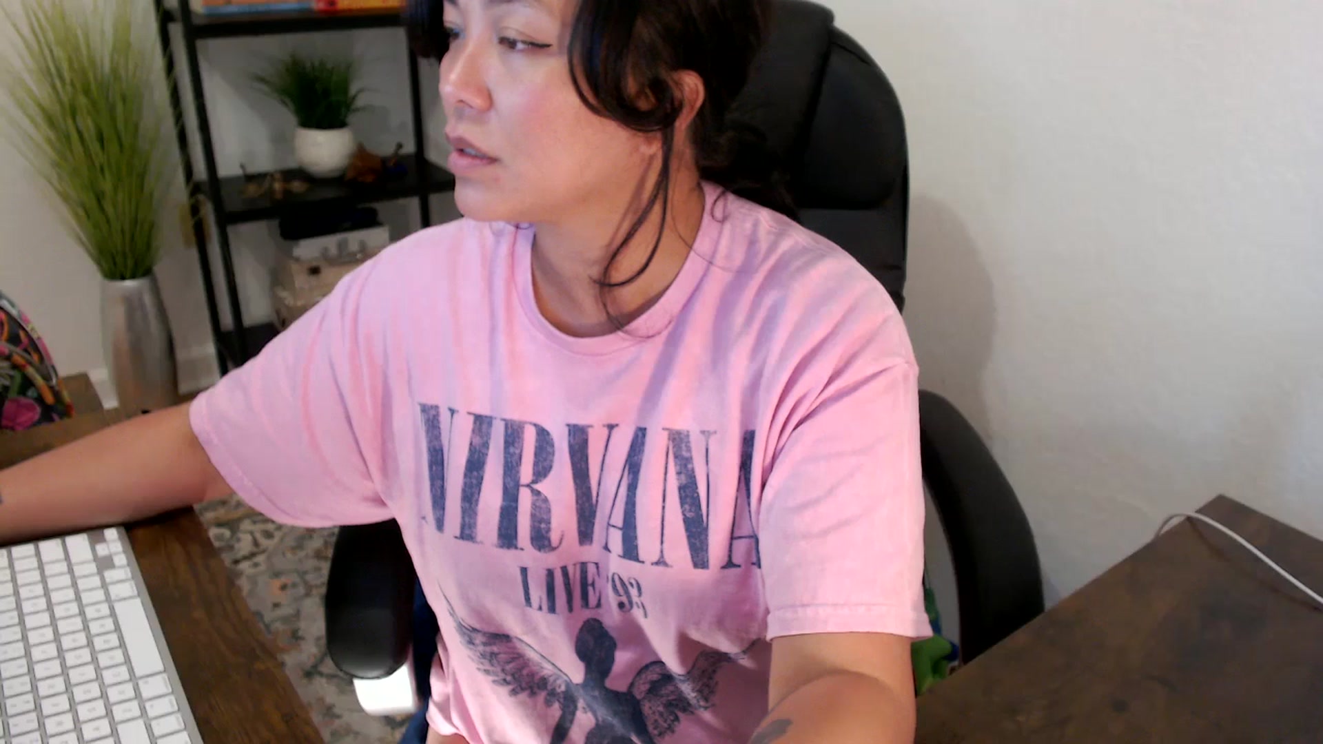 Gallery image thumbnail from MickaylaStar's myfreecams stream on, 03/24/2025, 19:40 image 12 of 20