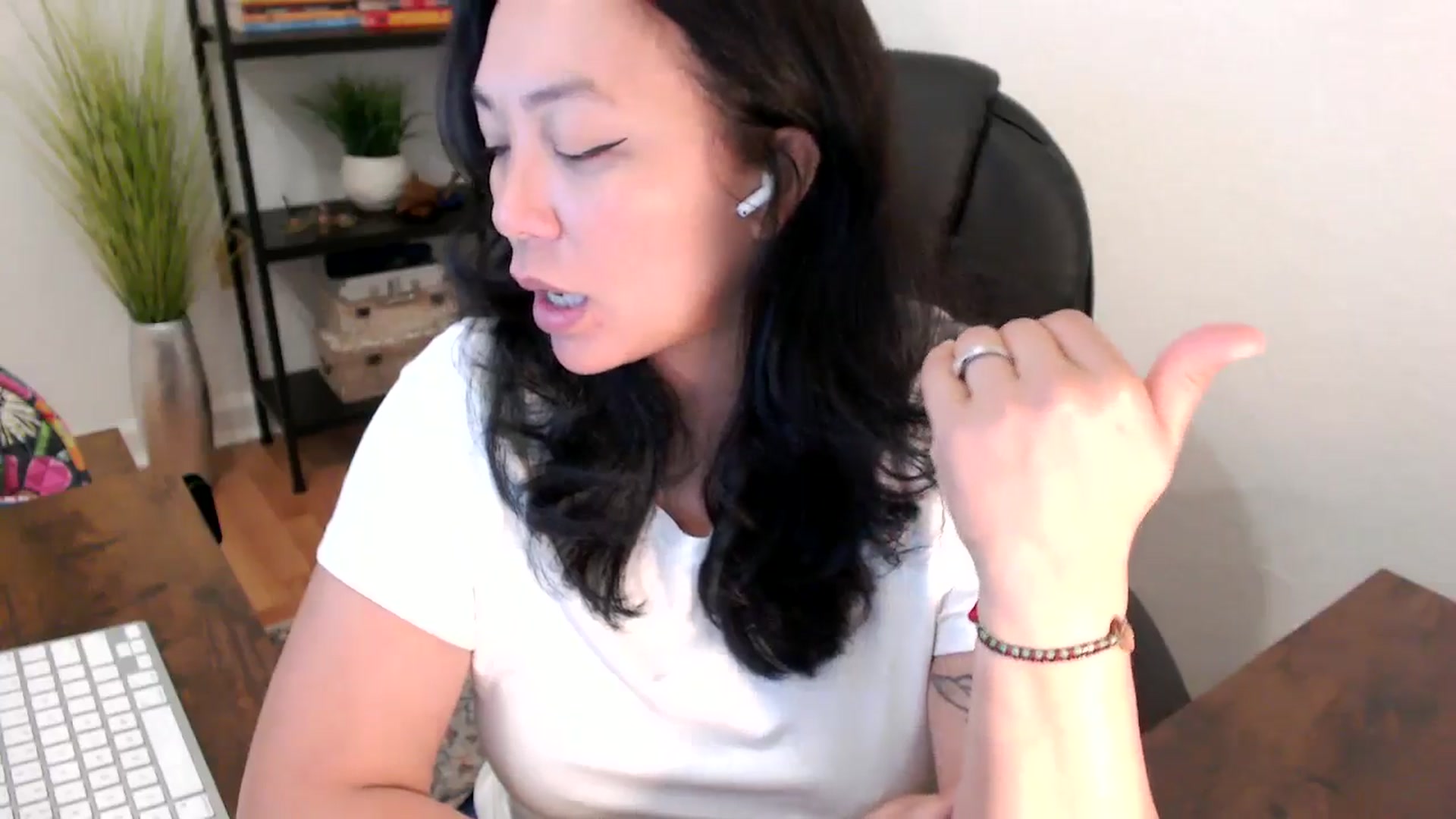 Gallery image thumbnail from MickaylaStar's myfreecams stream on, 03/25/2025, 16:13 image 9 of 20