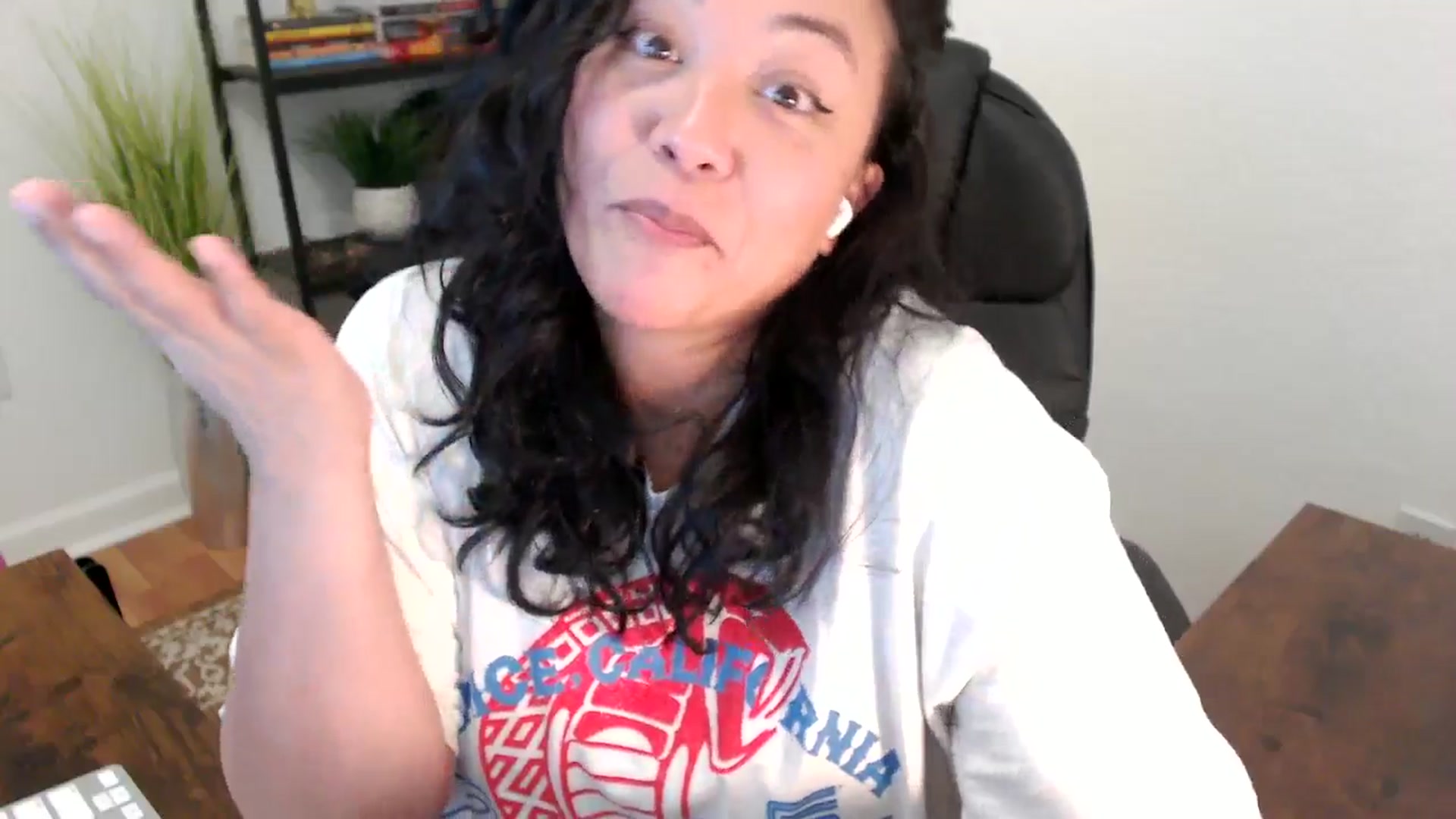 Gallery image thumbnail from MickaylaStar's myfreecams stream on, 03/28/2025, 20:11 image 17 of 20