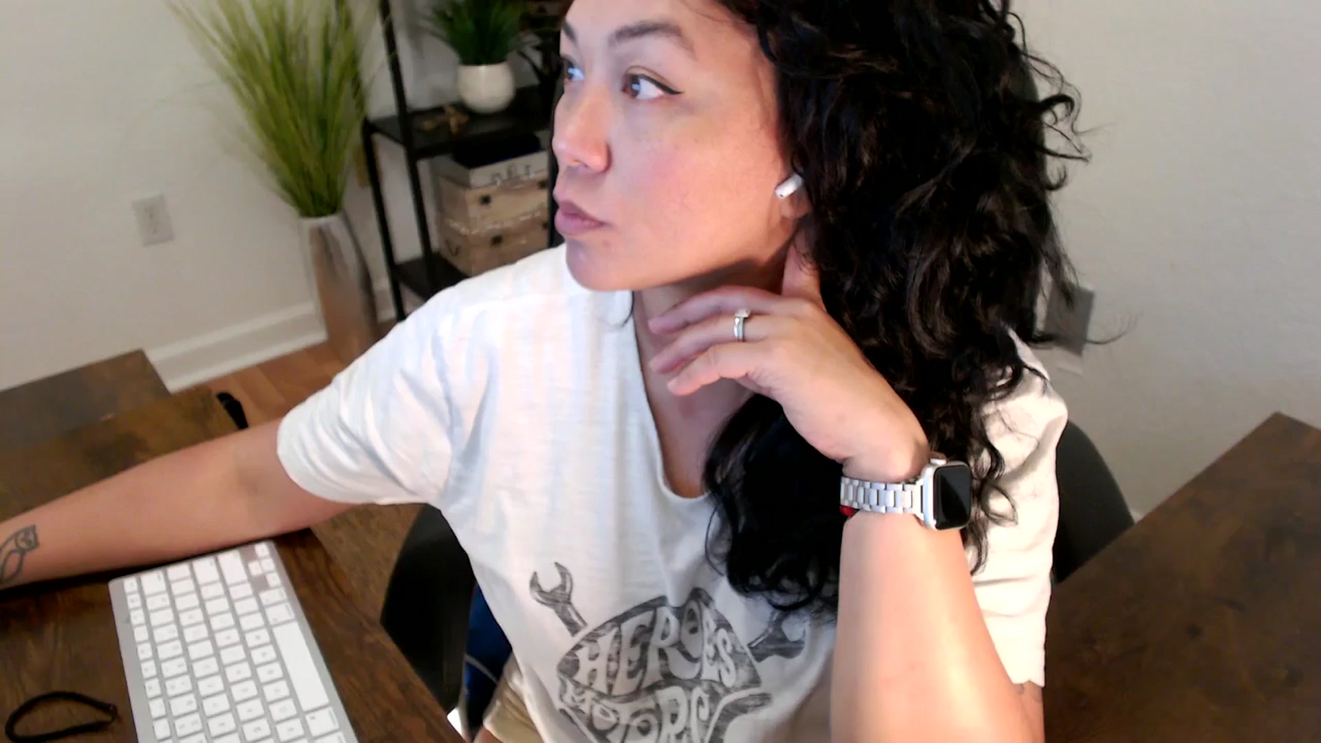 Gallery image thumbnail from MickaylaStar's myfreecams stream on, 03/31/2025, 18:11 image 1 of 20