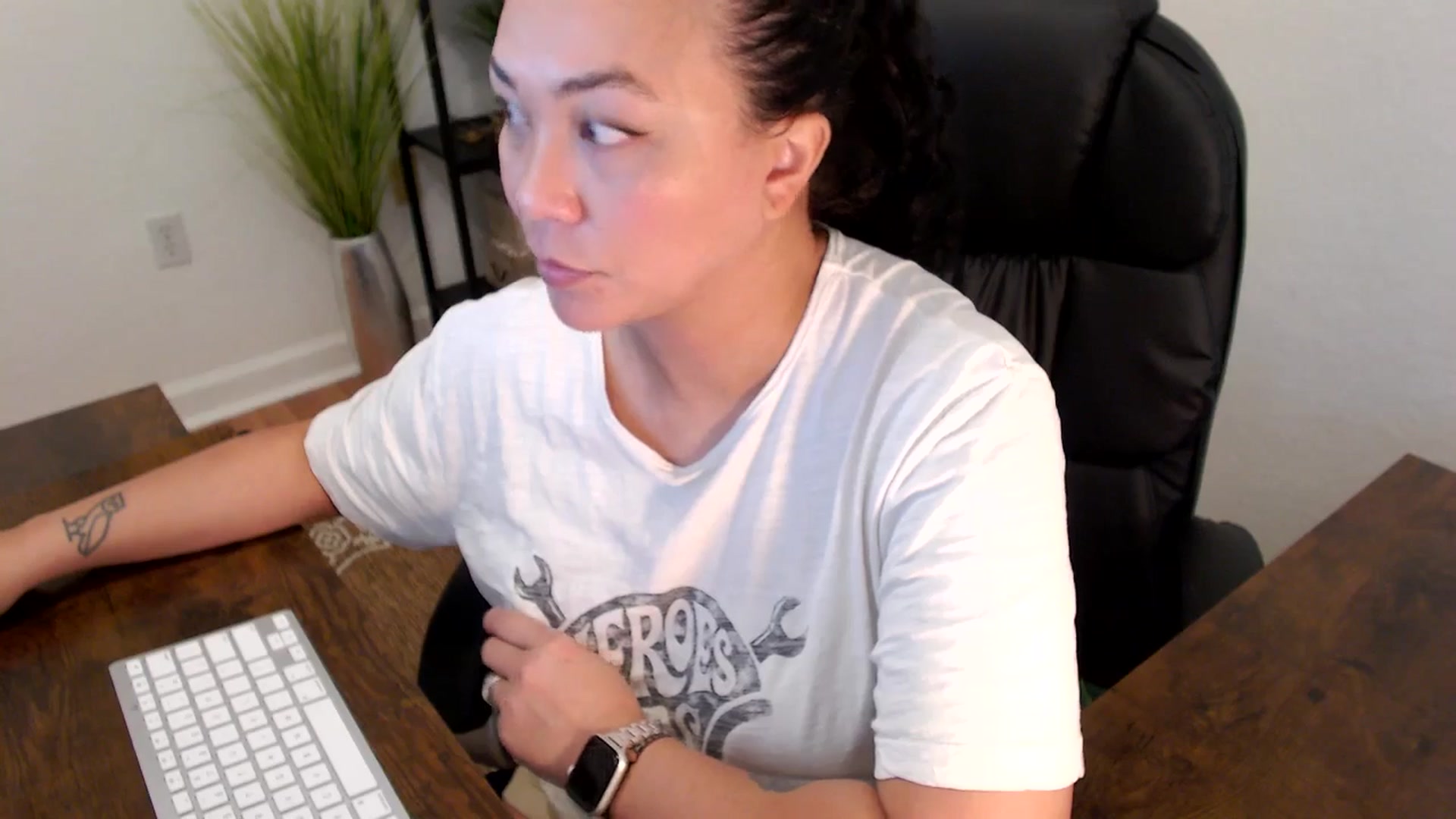 Gallery image thumbnail from MickaylaStar's myfreecams stream on, 03/31/2025, 20:09 image 5 of 20