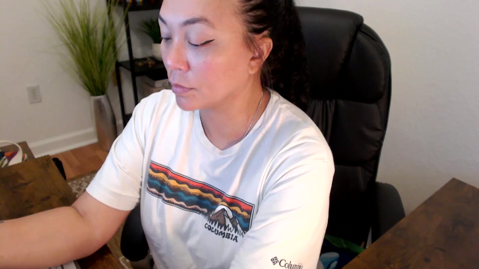 Gallery image thumbnail from MickaylaStar's myfreecams stream on, 04/01/2025, 14:17 image 20 of 20