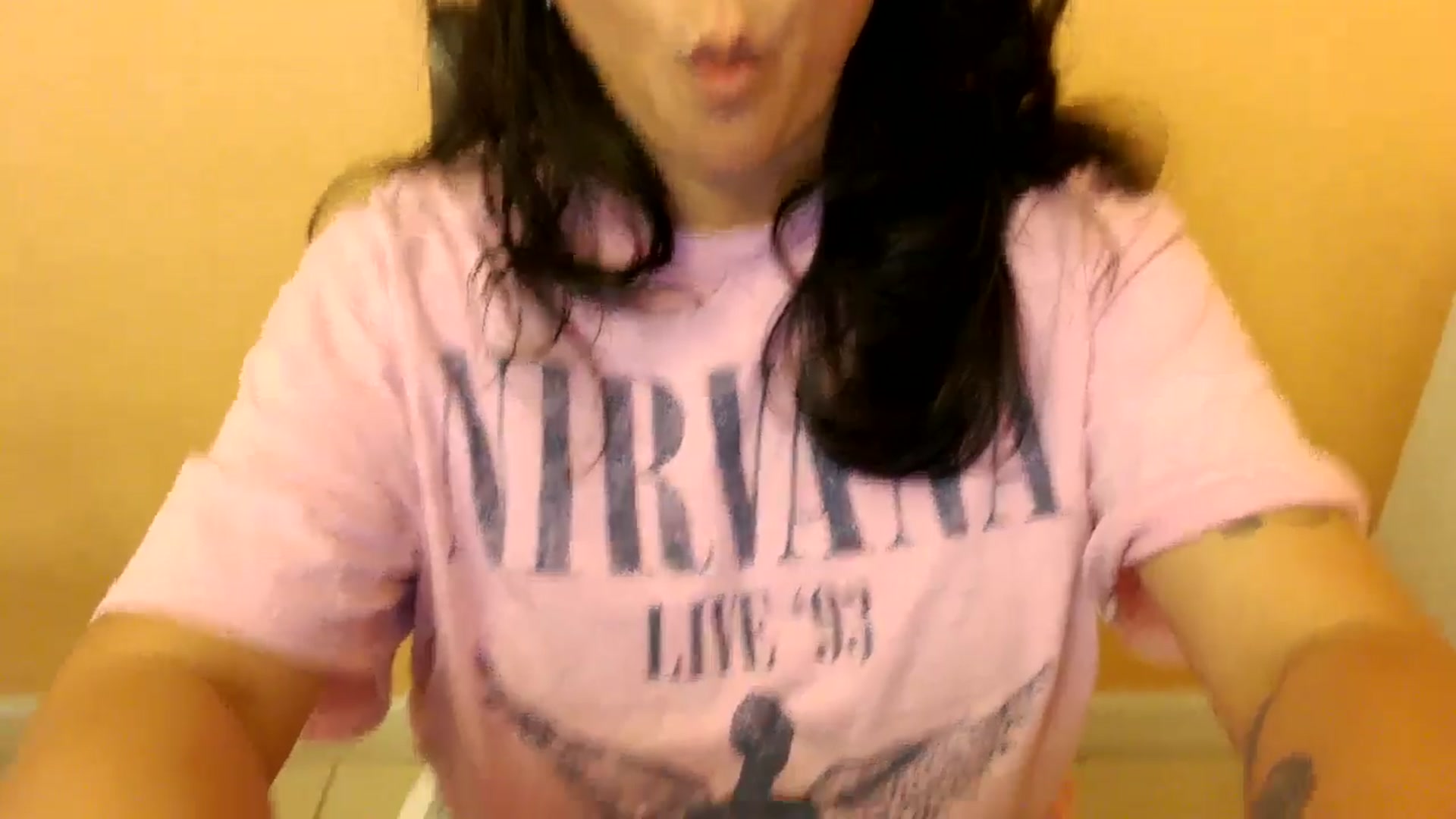 Gallery image thumbnail from MickaylaStar's myfreecams stream on, 04/12/2025, 19:42 image 5 of 20