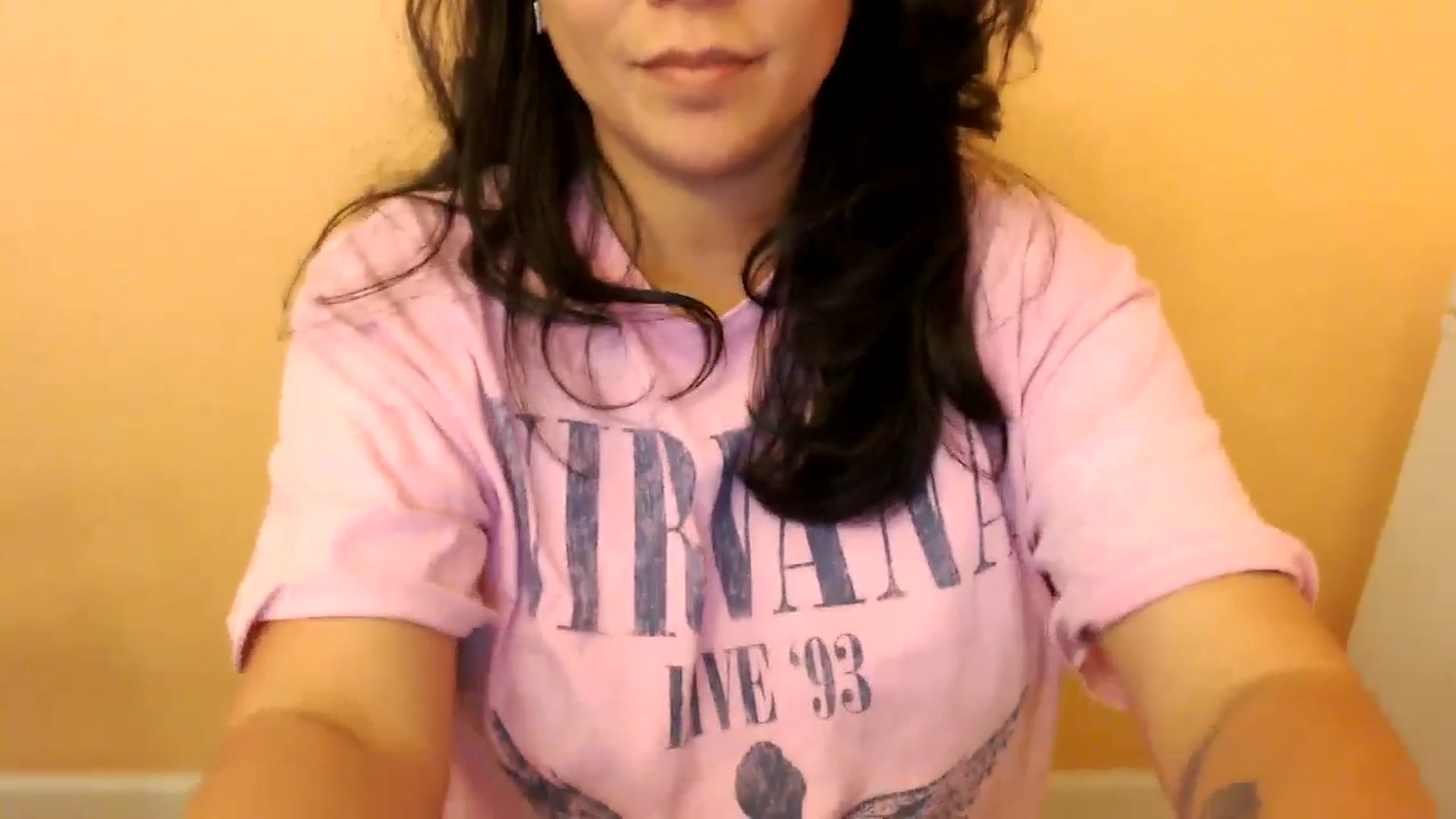 Gallery image thumbnail from MickaylaStar's myfreecams stream on, 04/12/2025, 19:42 image 20 of 20
