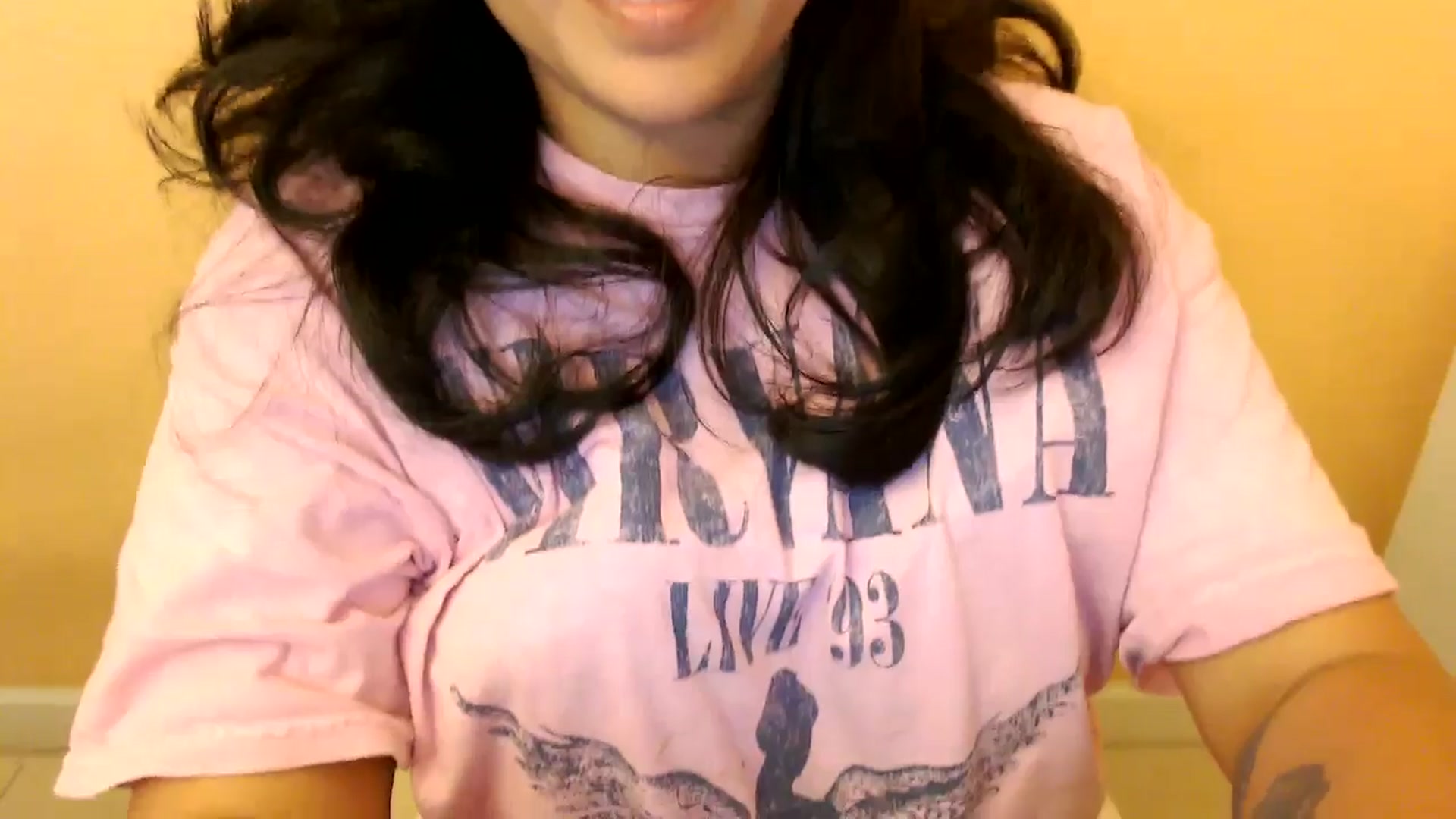 Gallery image thumbnail from MickaylaStar's myfreecams stream on, 04/12/2025, 20:38 image 11 of 20