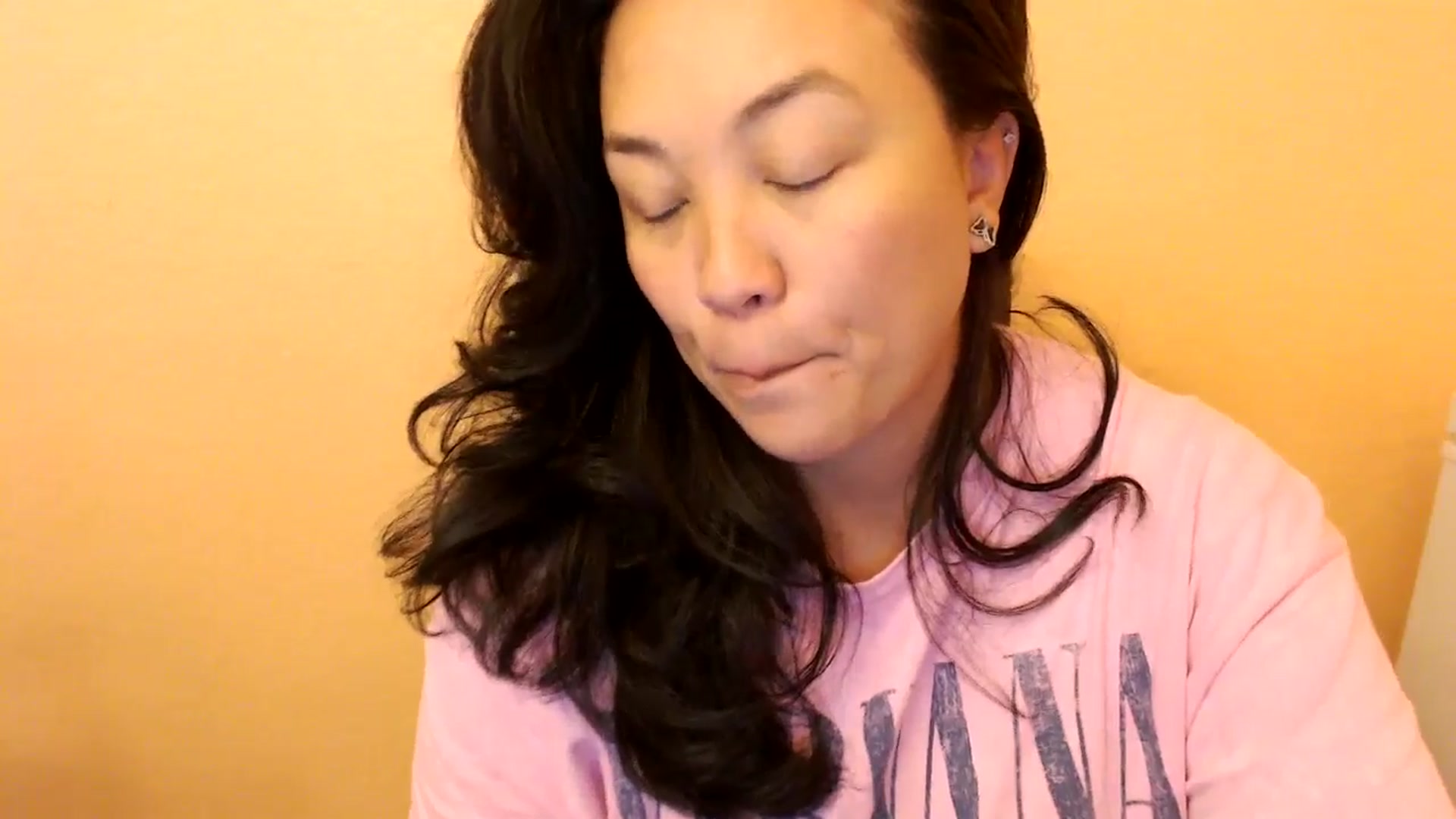 Gallery image thumbnail from MickaylaStar's myfreecams stream on, 04/12/2025, 21:14 image 18 of 20