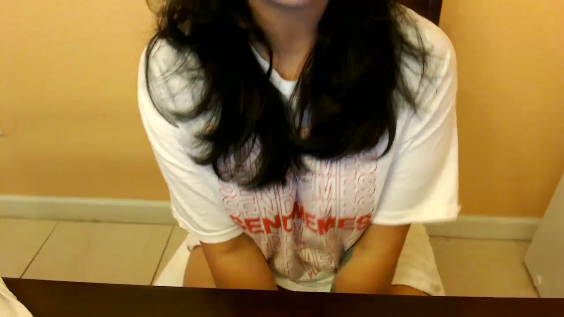 Gallery image thumbnail from MickaylaStar's myfreecams stream on, 04/13/2025, 18:45 image 3 of 20