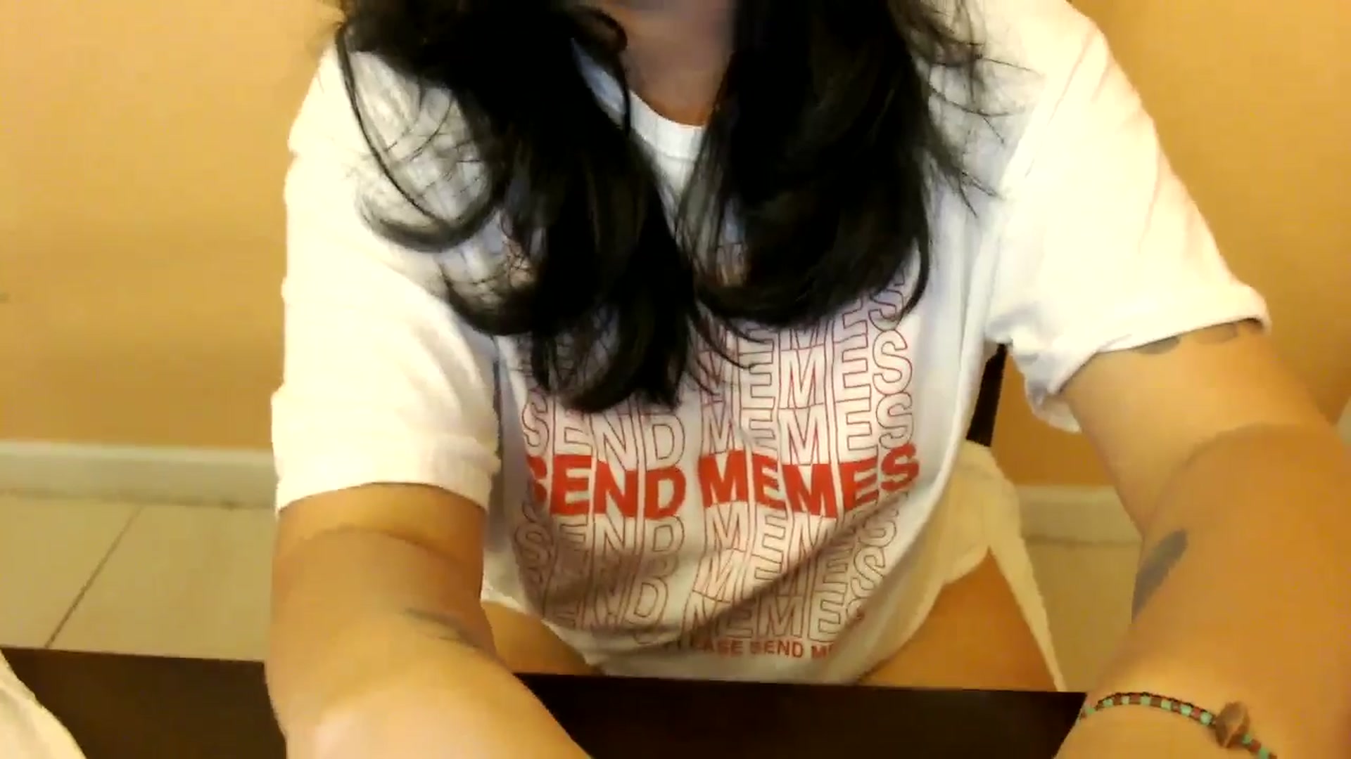Gallery image thumbnail from MickaylaStar's myfreecams stream on, 04/13/2025, 18:45 image 2 of 20