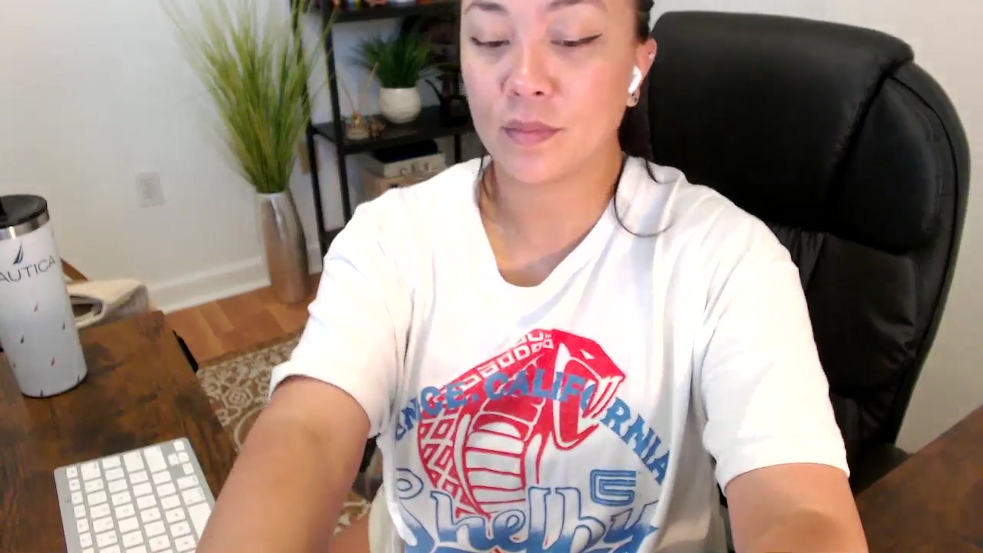Gallery image thumbnail from MickaylaStar's myfreecams stream on, 04/14/2025, 15:55 image 6 of 20